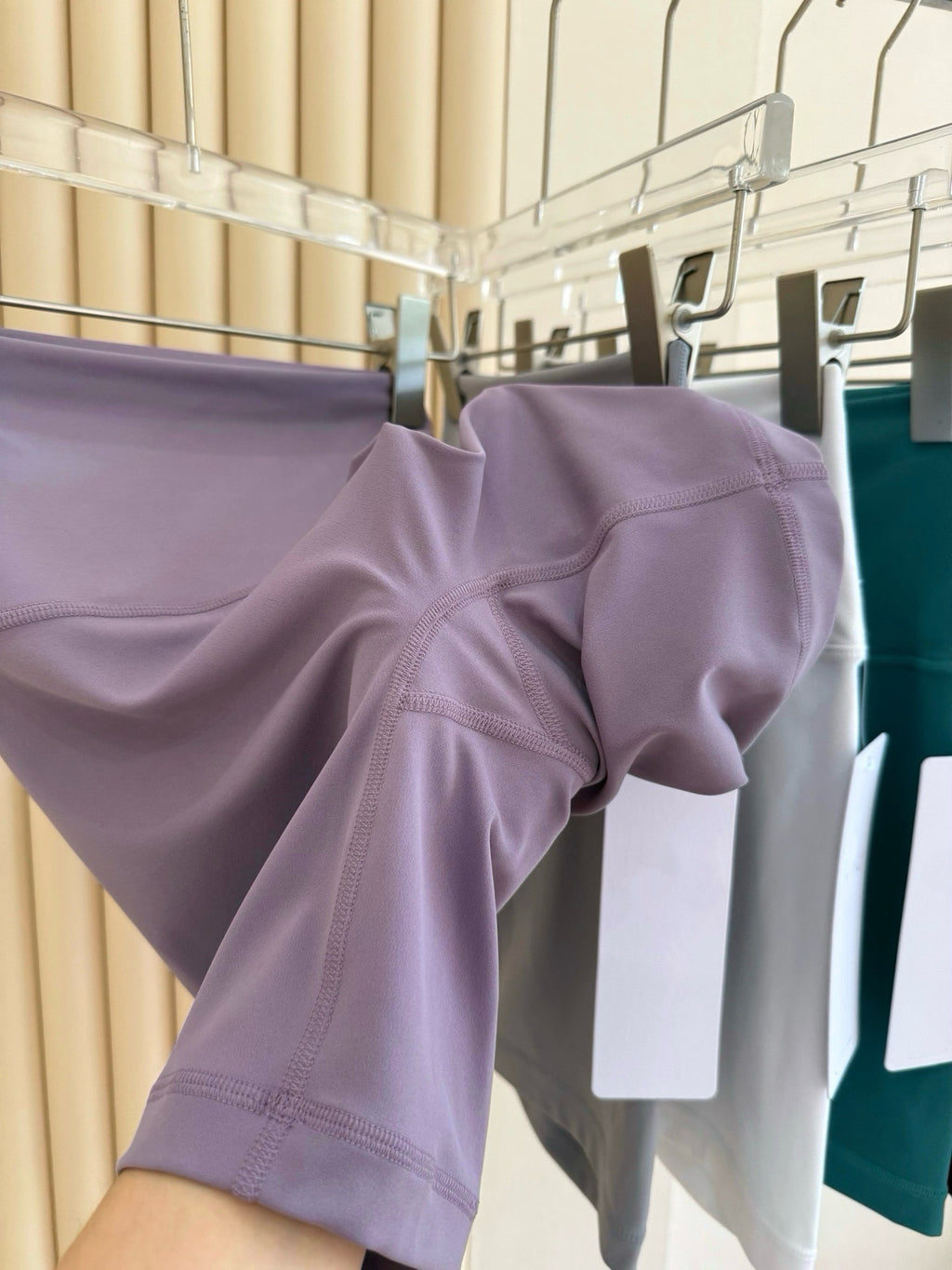 7 Inch Yoga Cycling Pants High Waist Running Sports Fitness Training Shorts Women Four Hot Pants Outer Wear Women