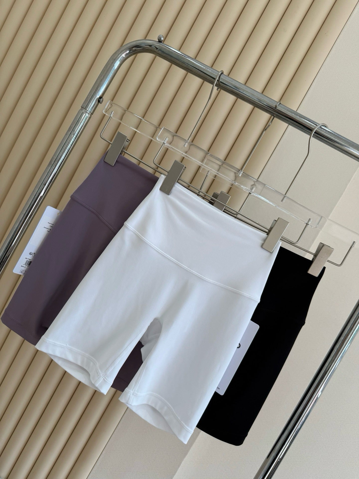 7 Inch Yoga Cycling Pants High Waist Running Sports Fitness Training Shorts Women Four Hot Pants Outer Wear Women