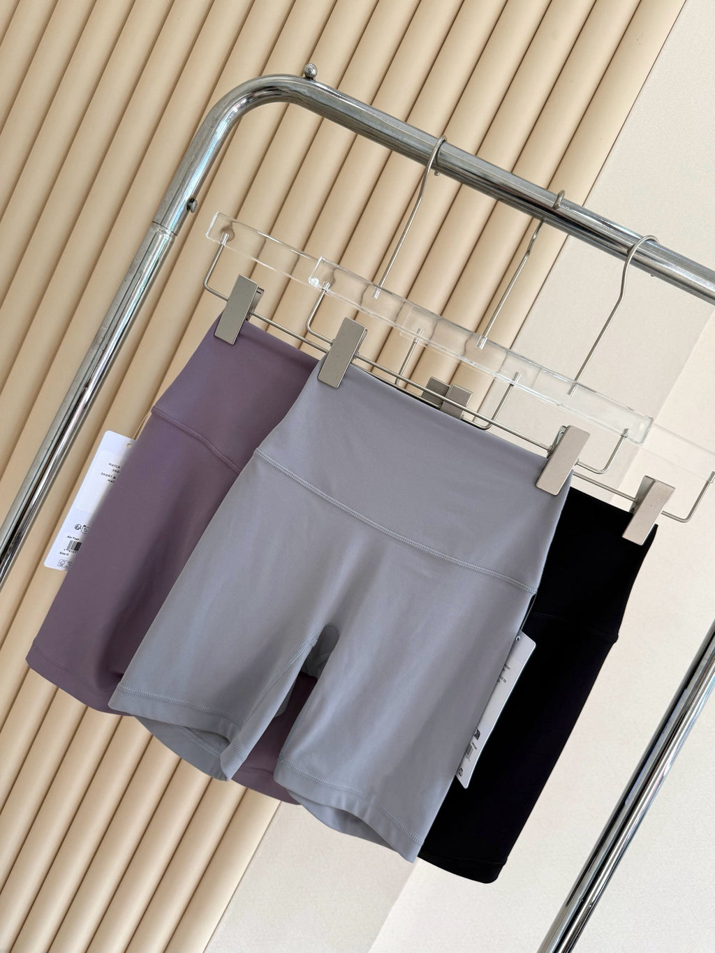 7 Inch Yoga Cycling Pants High Waist Running Sports Fitness Training Shorts Women Four Hot Pants Outer Wear Women