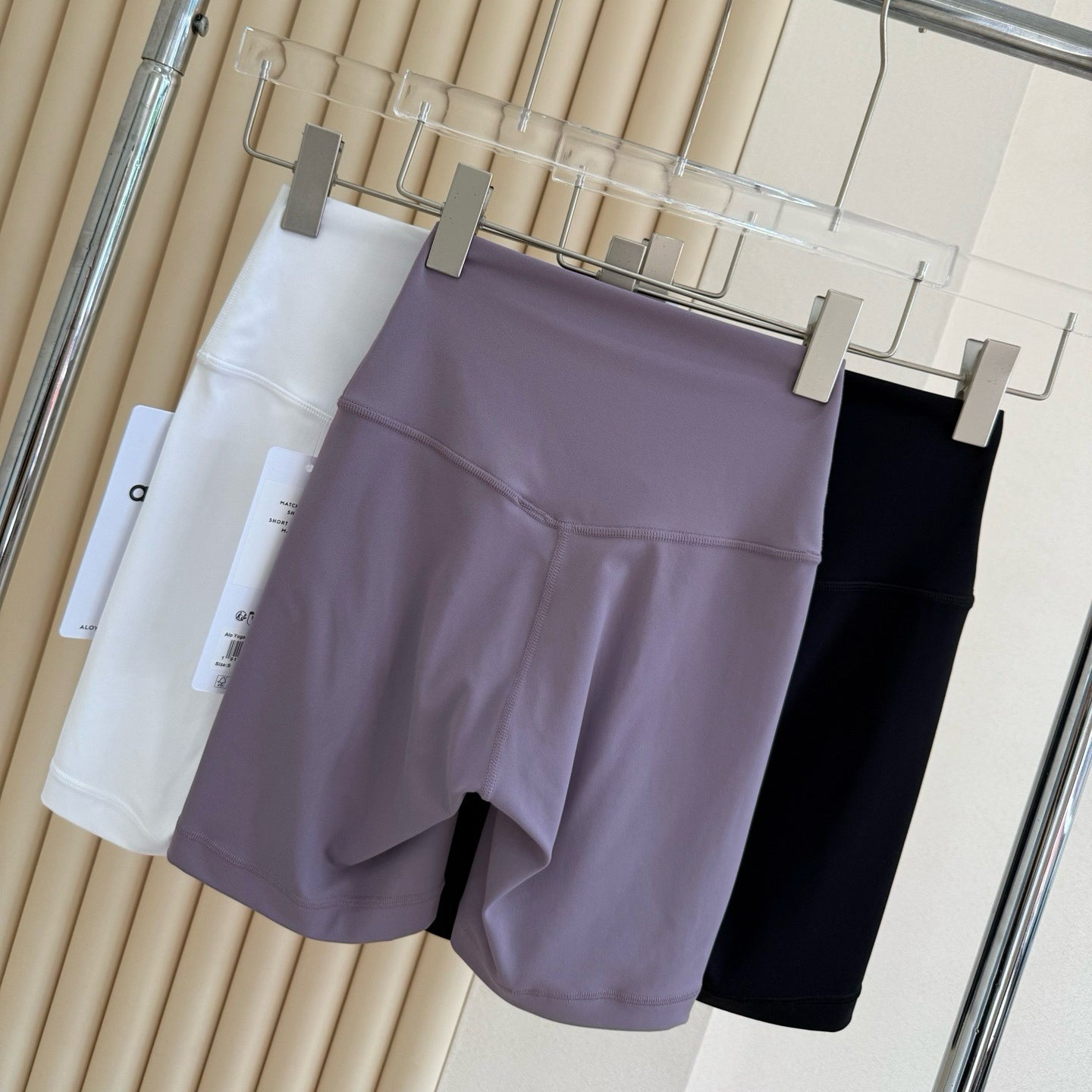 7 Inch Yoga Cycling Pants High Waist Running Sports Fitness Training Shorts Women Four Hot Pants Outer Wear Women