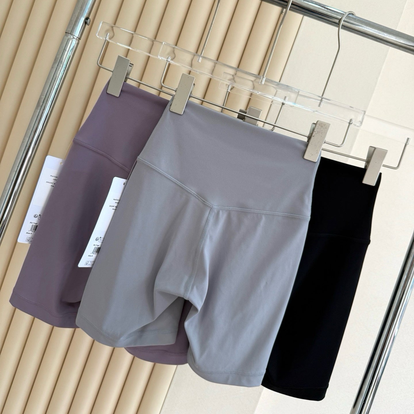 7 Inch Yoga Cycling Pants High Waist Running Sports Fitness Training Shorts Women Four Hot Pants Outer Wear Women