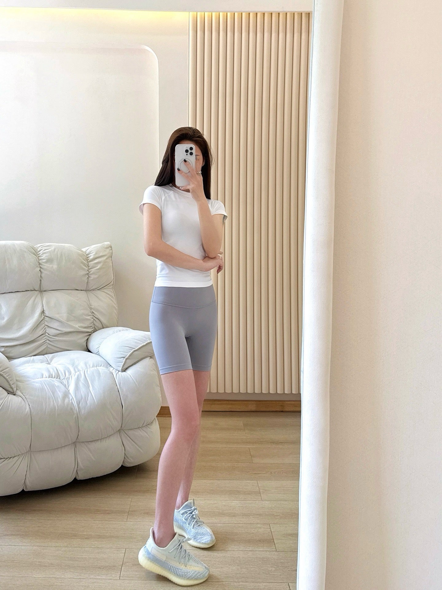 7 Inch Yoga Cycling Pants High Waist Running Sports Fitness Training Shorts Women Four Hot Pants Outer Wear Women