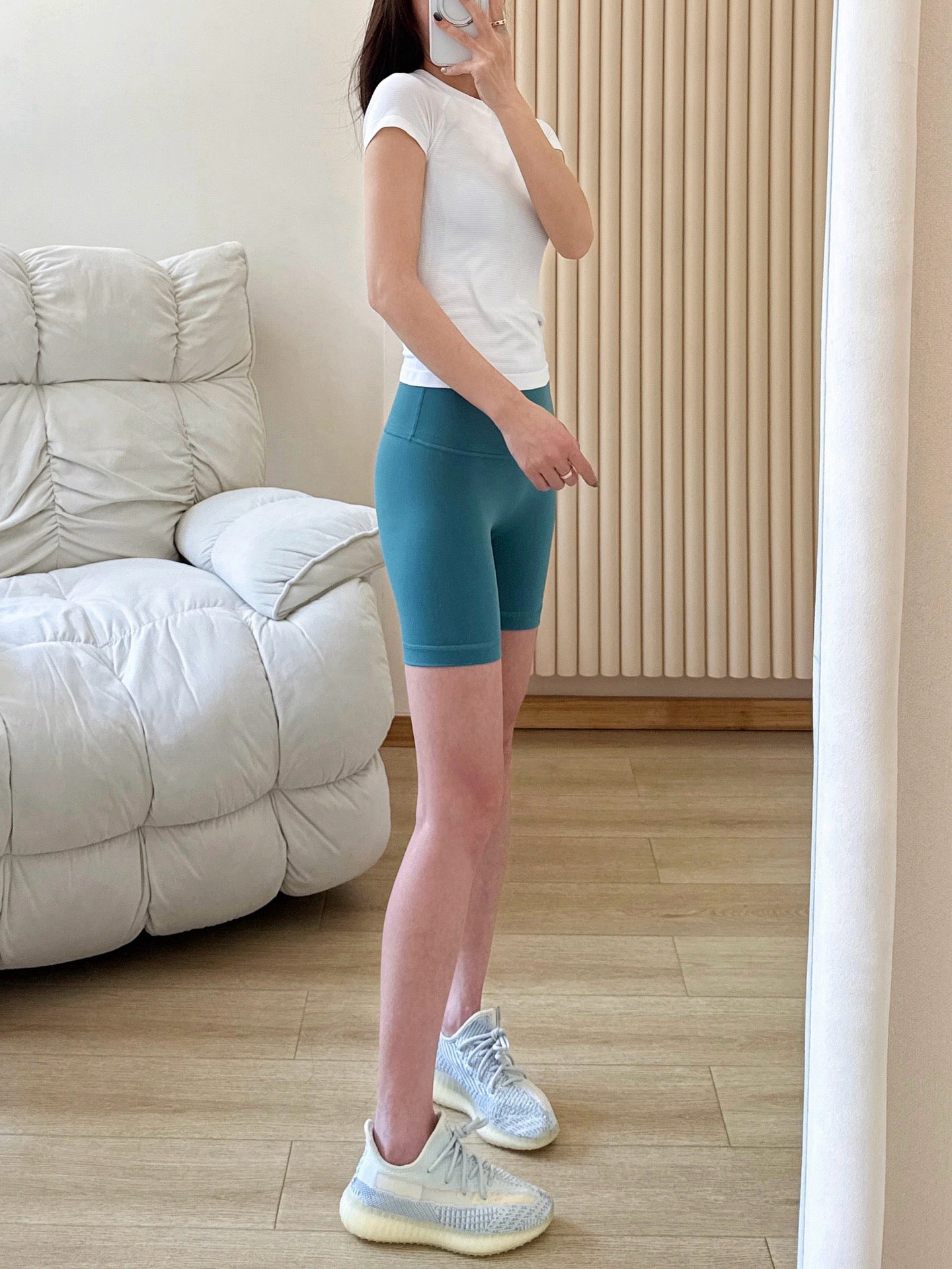 7 Inch Yoga Cycling Pants High Waist Running Sports Fitness Training Shorts Women Four Hot Pants Outer Wear Women