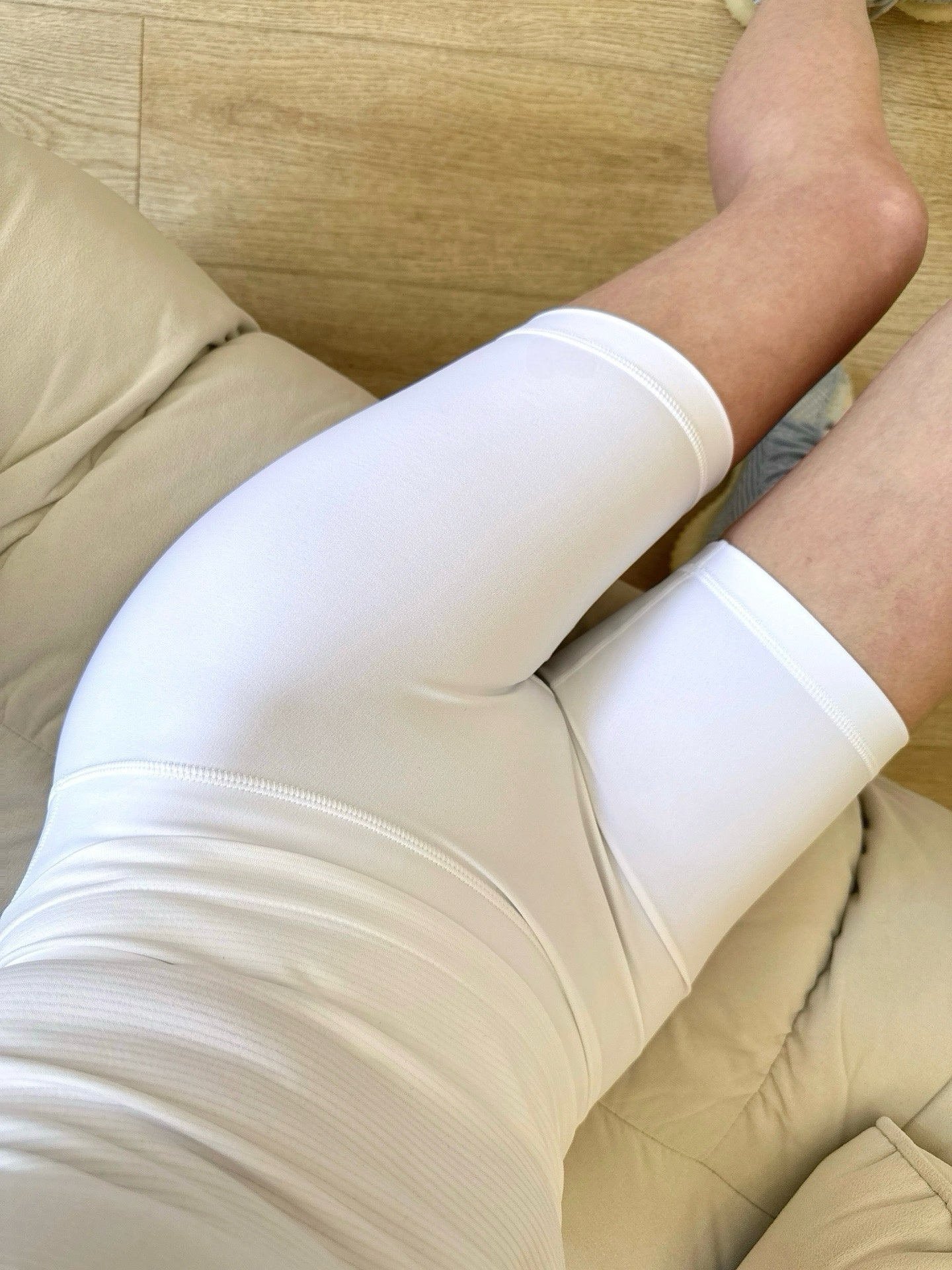 7 Inch Yoga Cycling Pants High Waist Running Sports Fitness Training Shorts Women Four Hot Pants Outer Wear Women