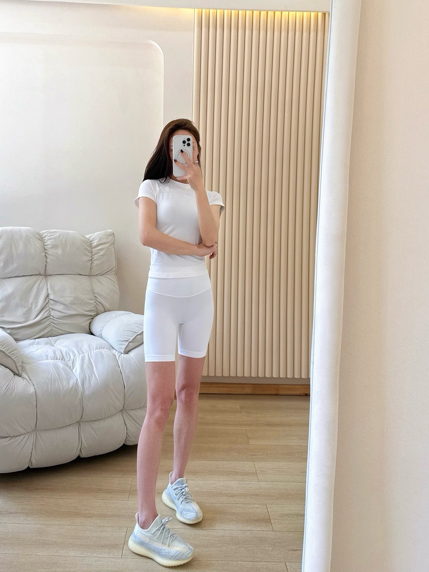 7 Inch Yoga Cycling Pants High Waist Running Sports Fitness Training Shorts Women Four Hot Pants Outer Wear Women