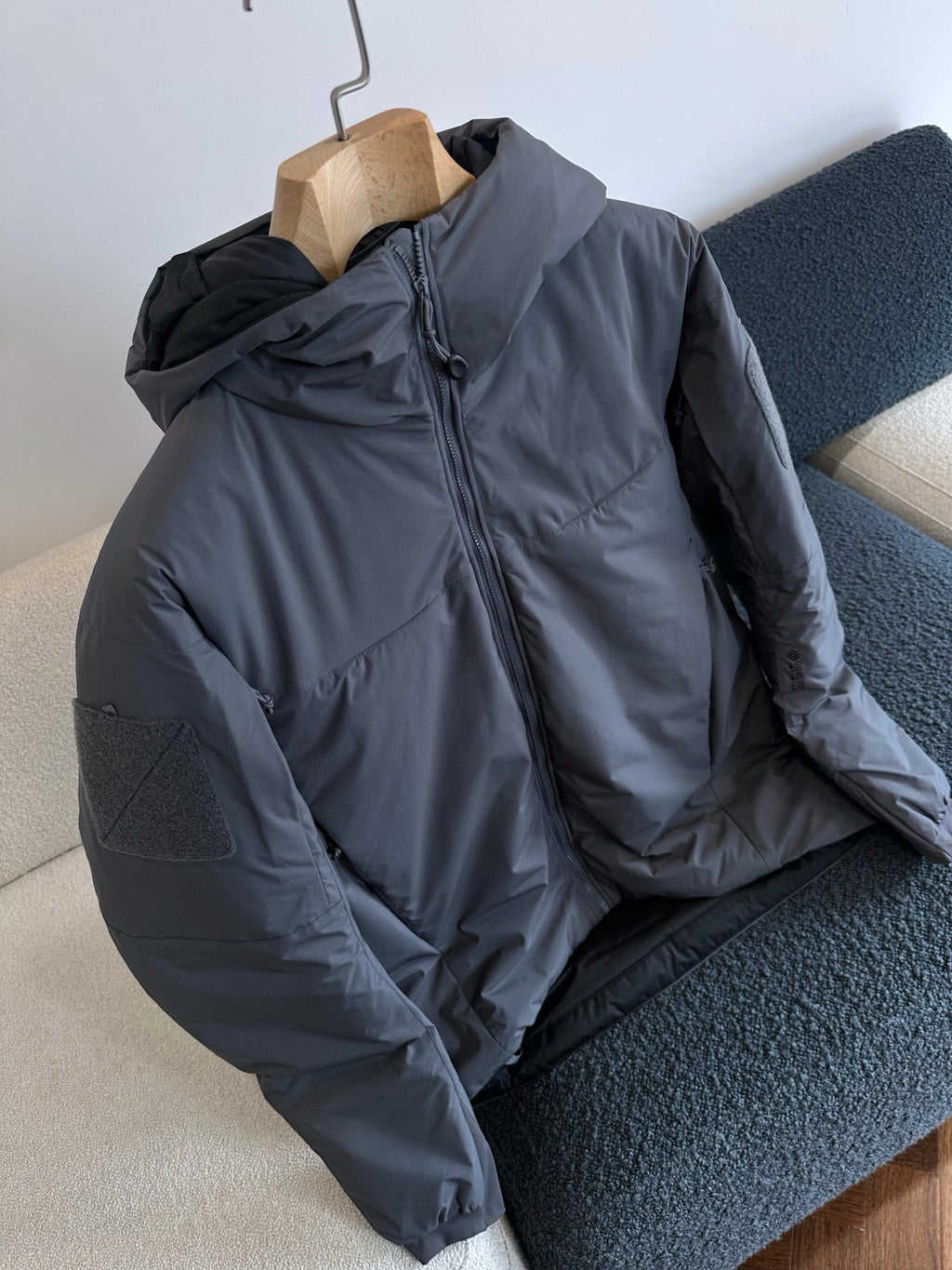 Man Tactical Cotton Jacket Winter Outdoor Thermal Cotton Coat Outdoor Camouflage Cold-Proof Jacket Men's Winter Jacket