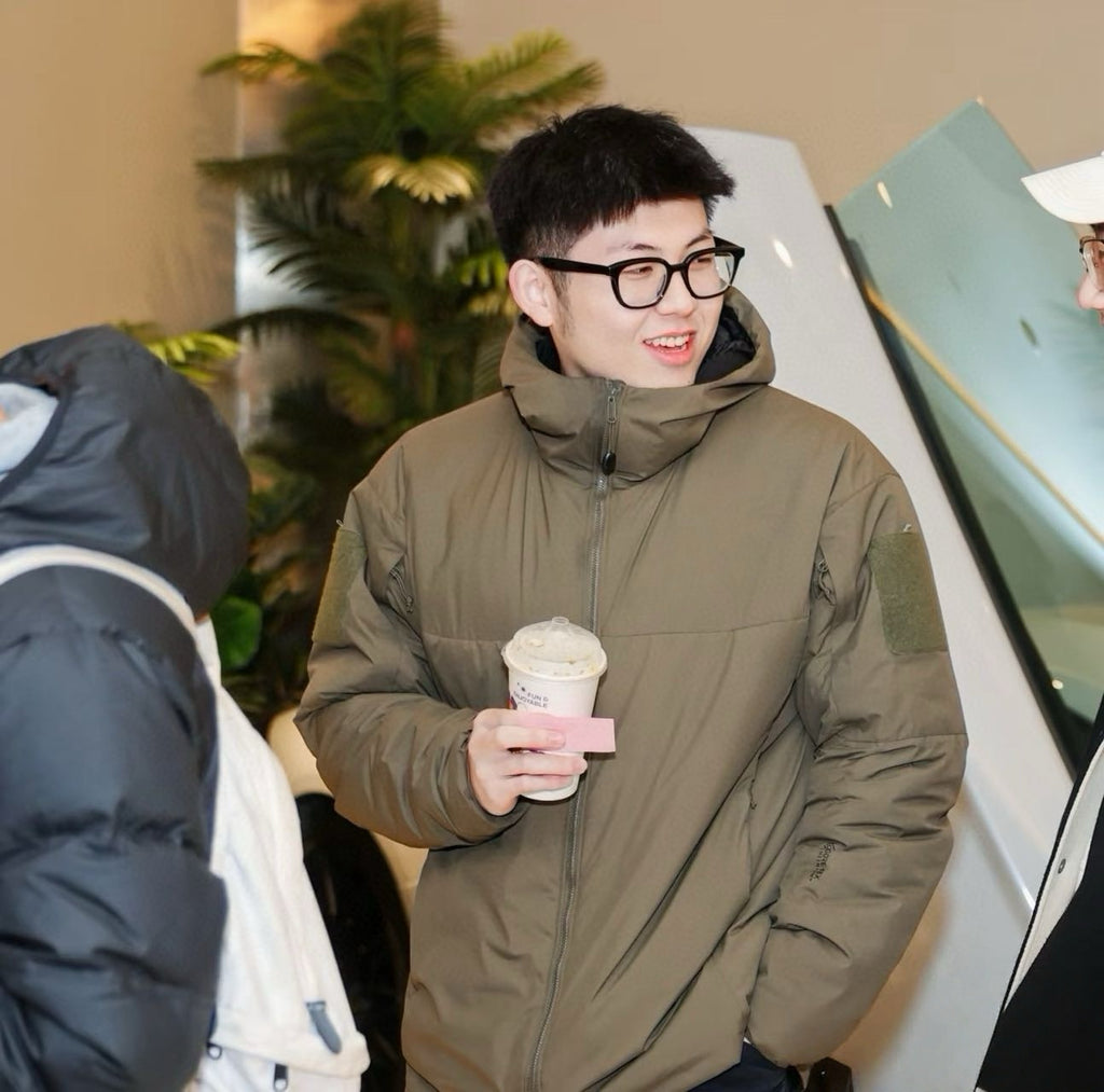 Man Tactical Cotton Jacket Winter Outdoor Thermal Cotton Coat Outdoor Camouflage Cold-Proof Jacket Men's Winter Jacket