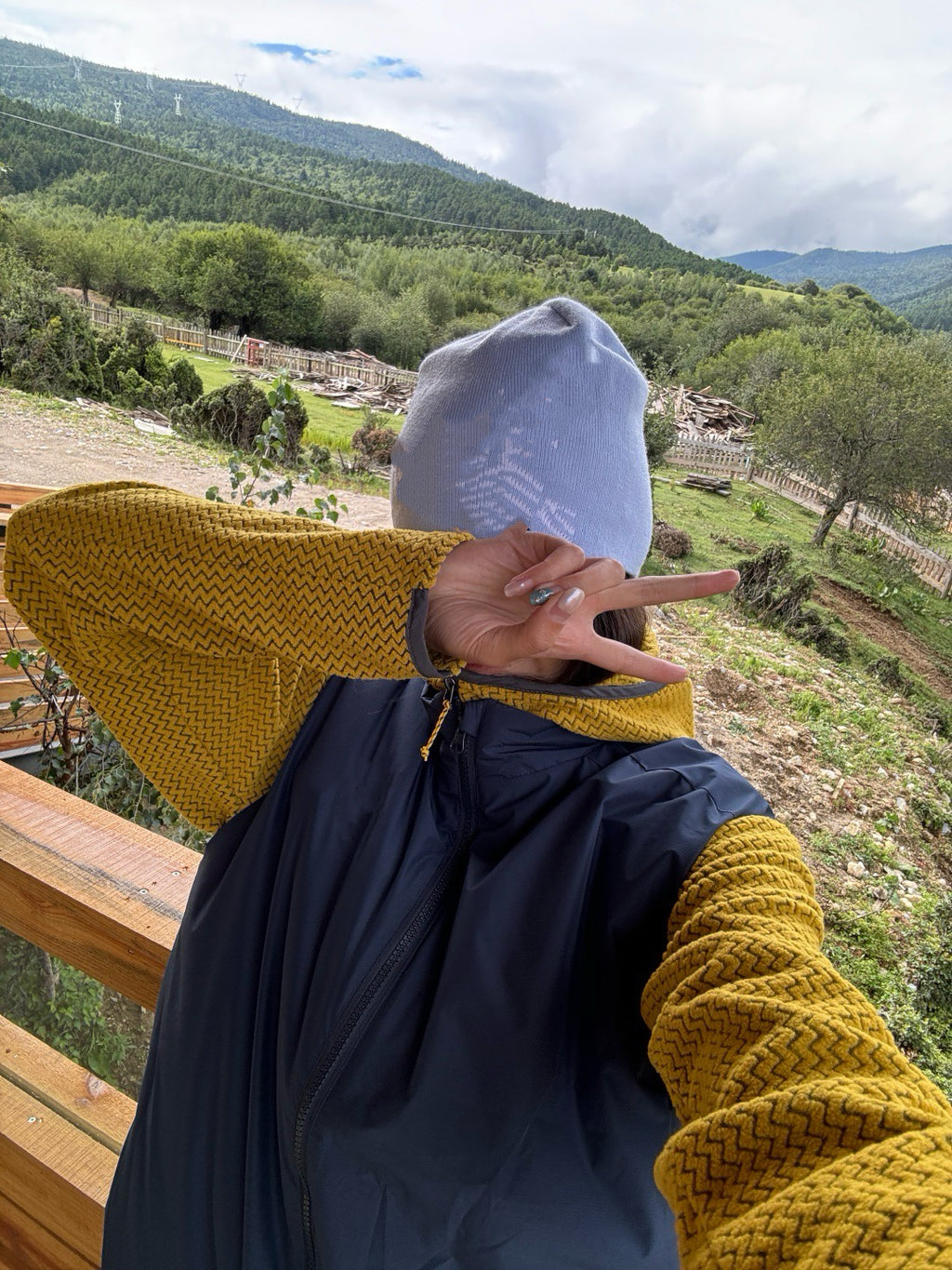 Unisex Activewear Breathable Insulated Vest Man Woman Warmth Durable Tyono Outerwear Stand Collar Slimming Mid-Layer