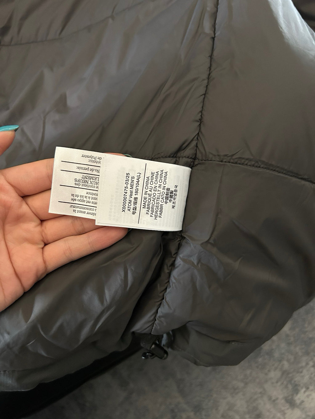 Unisex Activewear Breathable Insulated Vest Man Woman Warmth Durable Tyono Outerwear Stand Collar Slimming Mid-Layer