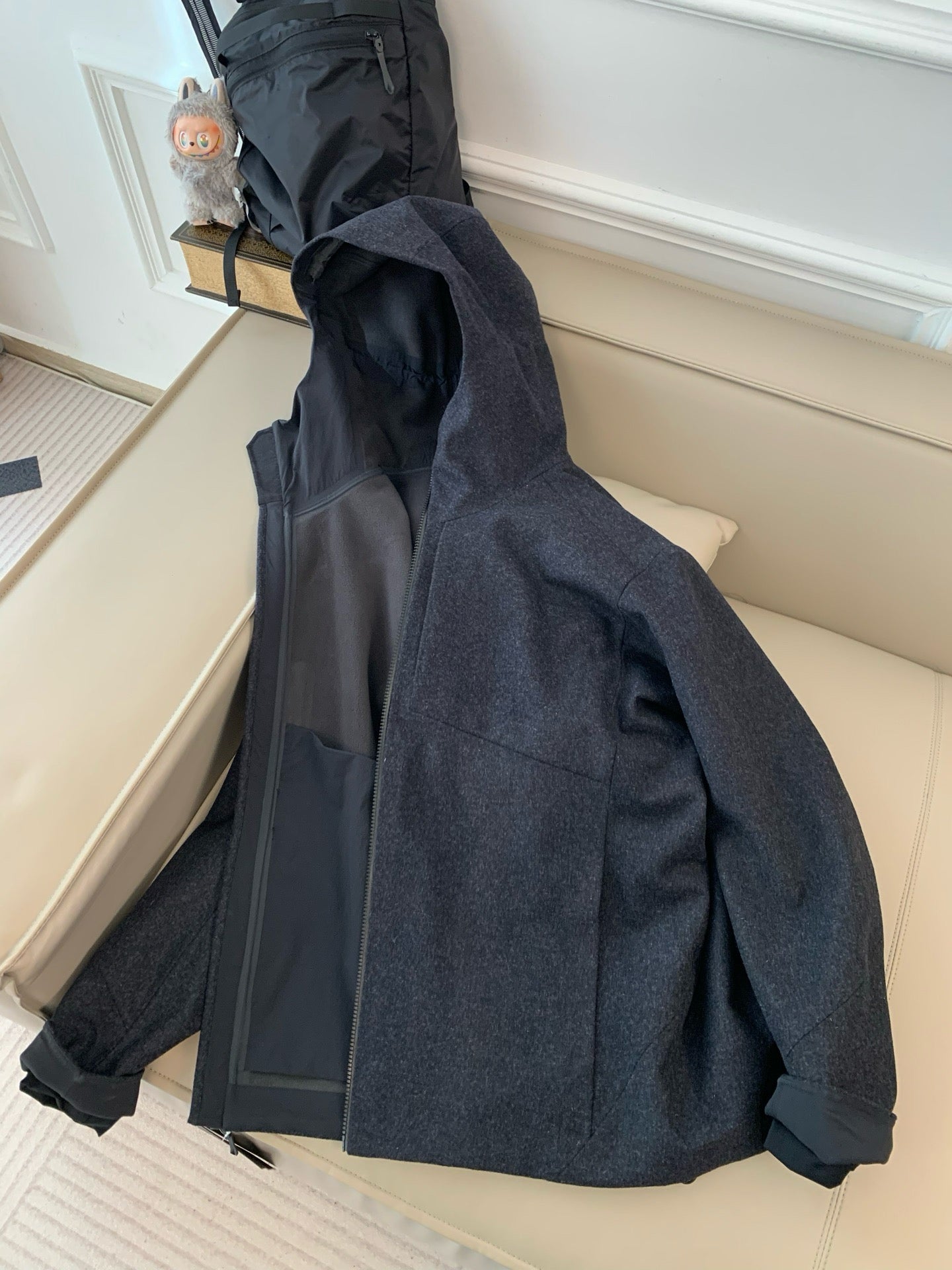 Activewear Premium WOOL Softshell Durable All-Weather Jacket with DWR Two-Way Stretch Outdoor & Casual Wear