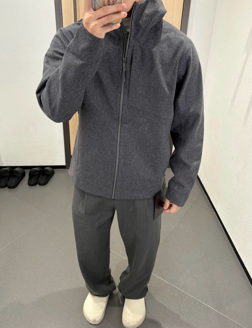 Activewear Premium WOOL Softshell Durable All-Weather Jacket with DWR Two-Way Stretch Outdoor & Casual Wear