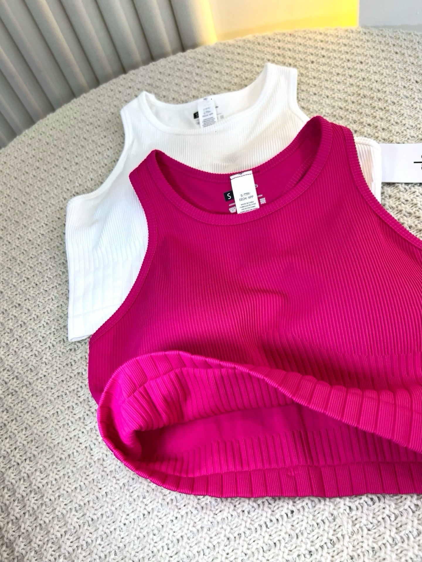 Sports Tank Tops Knitted Ribbed Chest Pad Medium Support  suitable for A to D cup sizes Casual Fitness Breathable Versatile Yoga Running Underwear