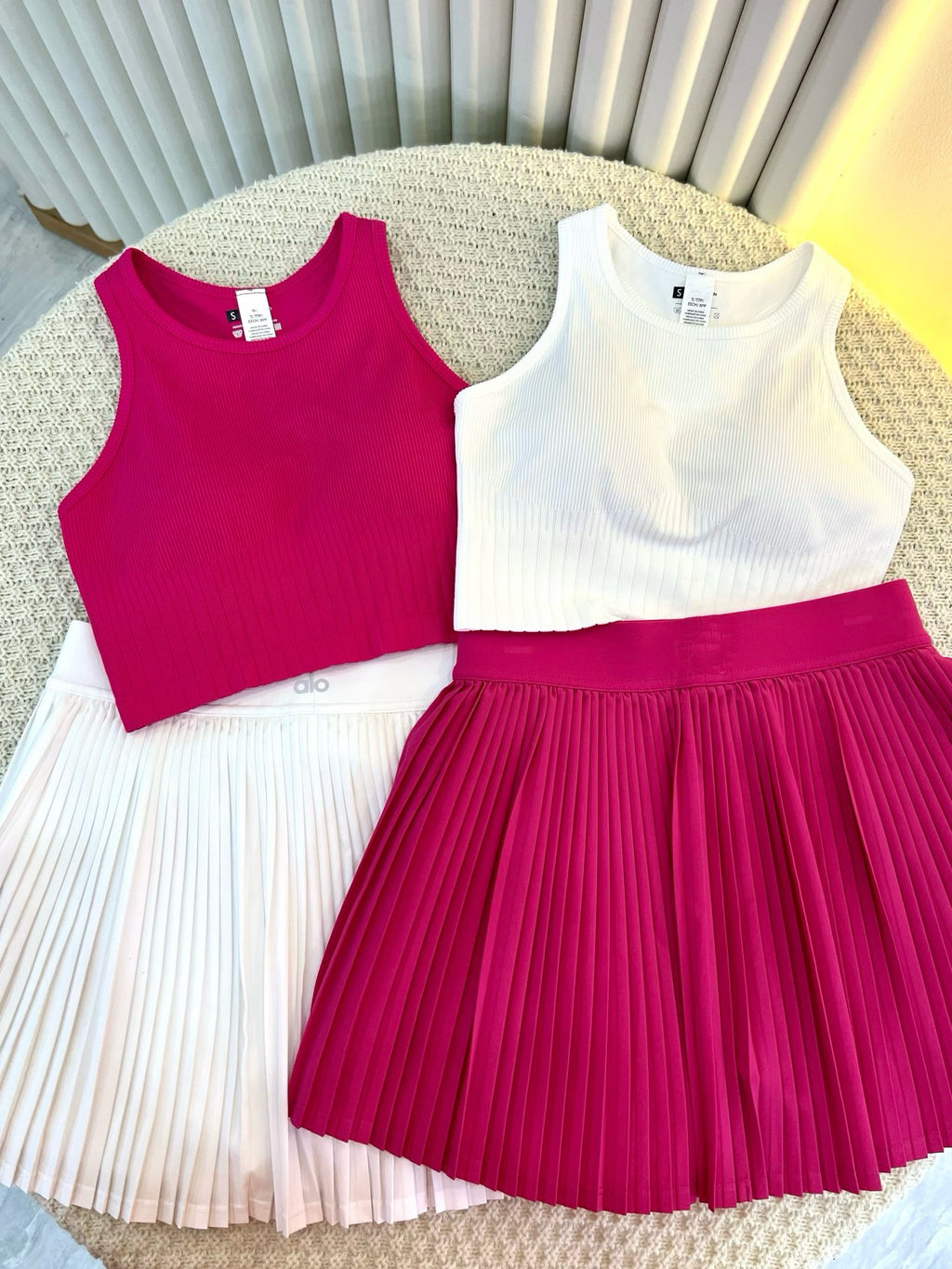 Sports Tank Tops Knitted Ribbed Chest Pad Medium Support  suitable for A to D cup sizes Casual Fitness Breathable Versatile Yoga Running Underwear