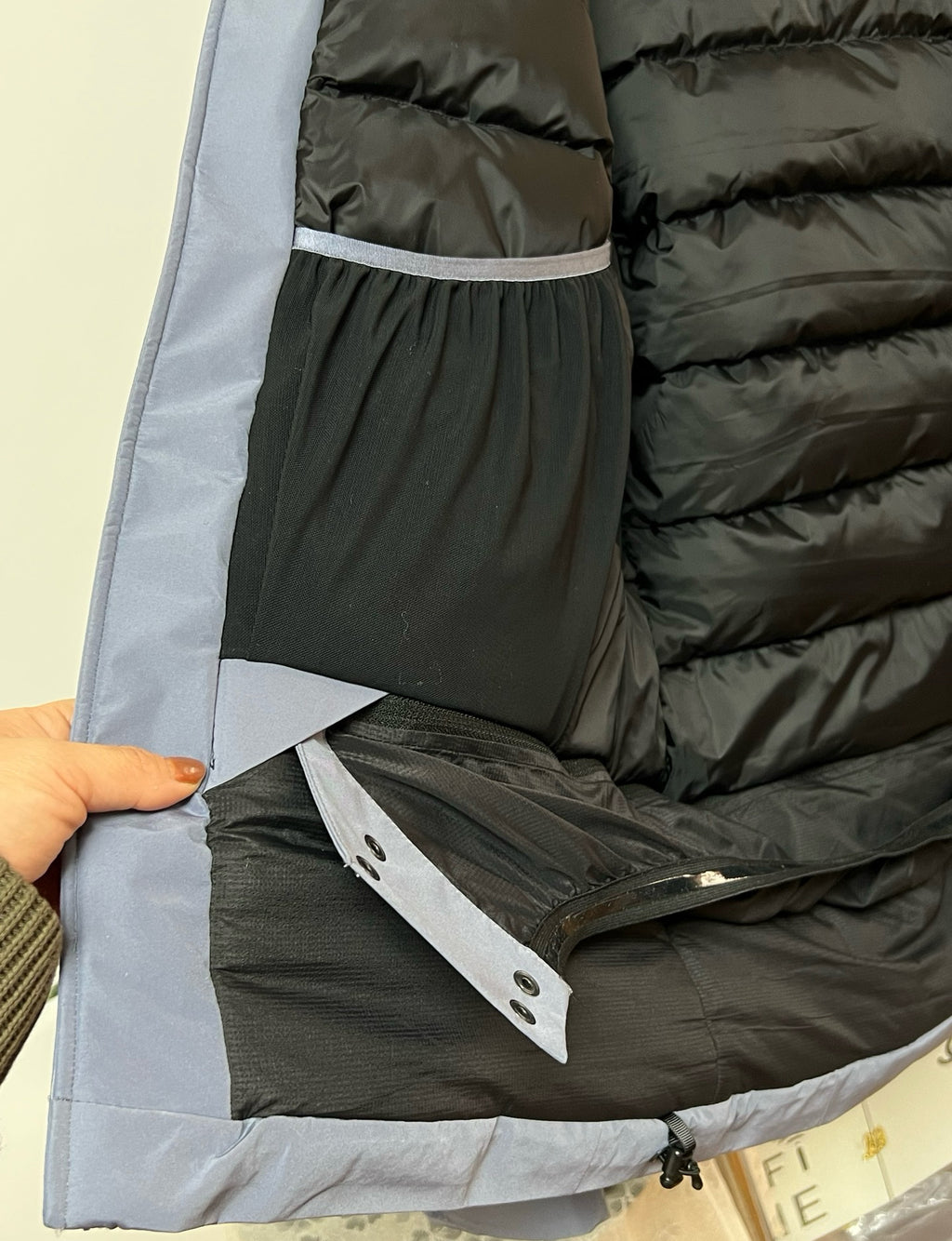 Unisex GORE-TEX Ski Down Jacket 750-Fill European Goose Down Waterproof Windproof Hooded Parka with Detachable Powder Skirt