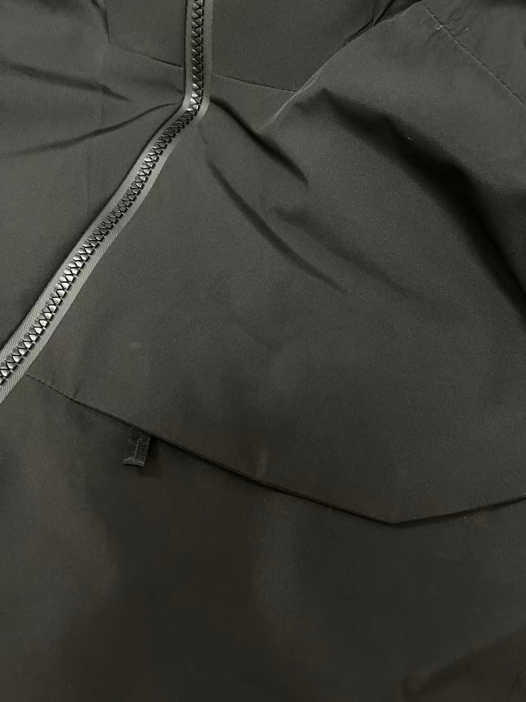 Unisex GORE-TEX Ski Down Jacket 750-Fill European Goose Down Waterproof Windproof Hooded Parka with Detachable Powder Skirt