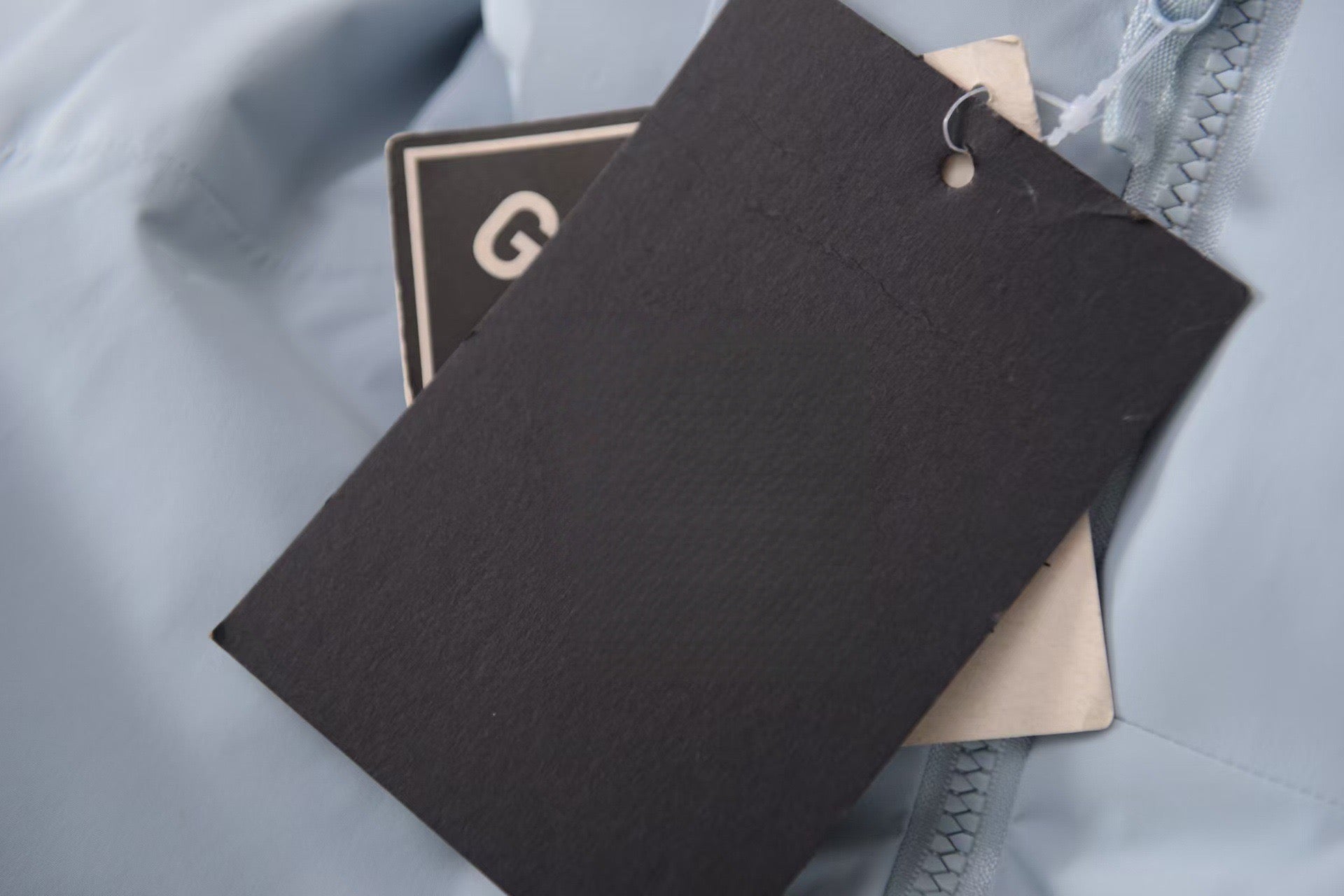 Unisex GORE-TEX Ski Down Jacket 750-Fill European Goose Down Waterproof Windproof Hooded Parka with Detachable Powder Skirt