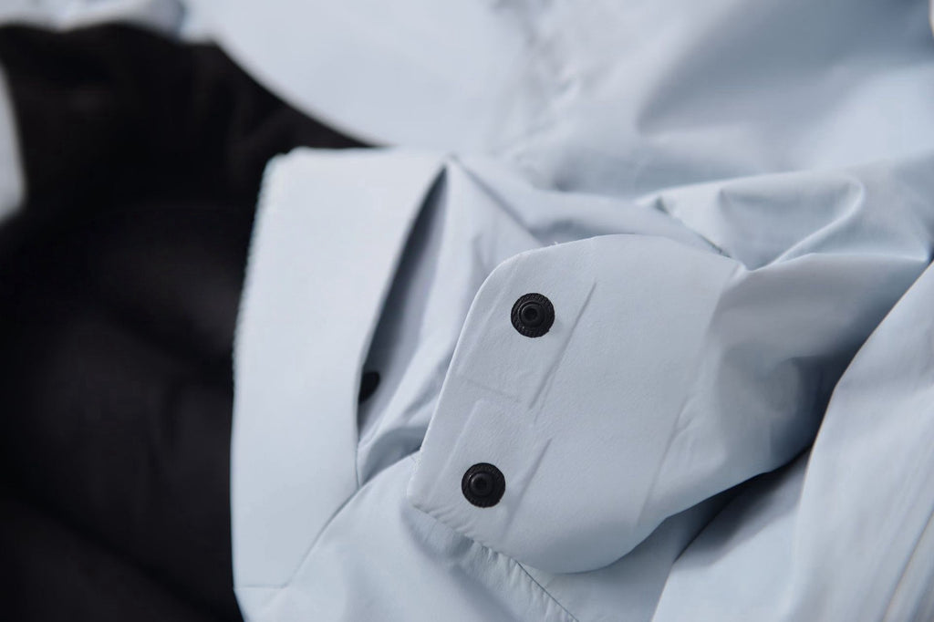 Unisex GORE-TEX Ski Down Jacket 750-Fill European Goose Down Waterproof Windproof Hooded Parka with Detachable Powder Skirt