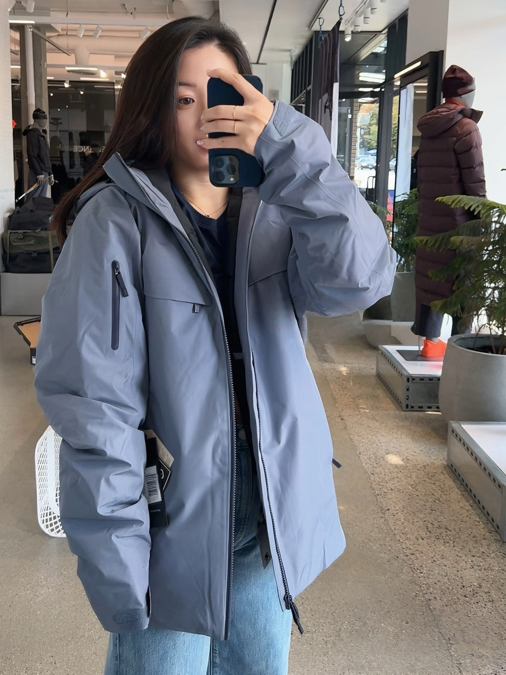 Unisex GORE-TEX Ski Down Jacket 750-Fill European Goose Down Waterproof Windproof Hooded Parka with Detachable Powder Skirt