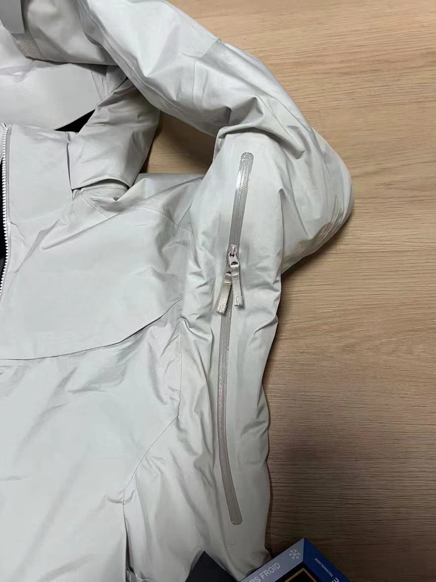 Unisex GORE-TEX Ski Down Jacket 750-Fill European Goose Down Waterproof Windproof Hooded Parka with Detachable Powder Skirt