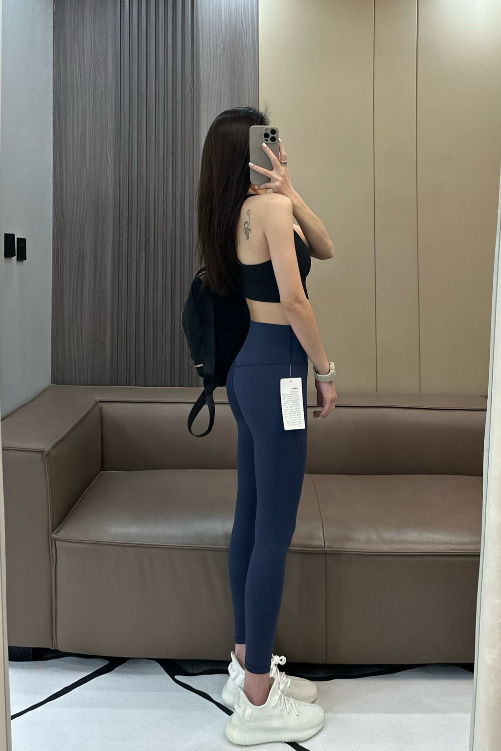 Signature 7/8 High-Waisted Yoga Pants – Authentic Lycra Fabric with Slimming Fit – Premium Versatile Workout Leggings in 6 Essential Colors