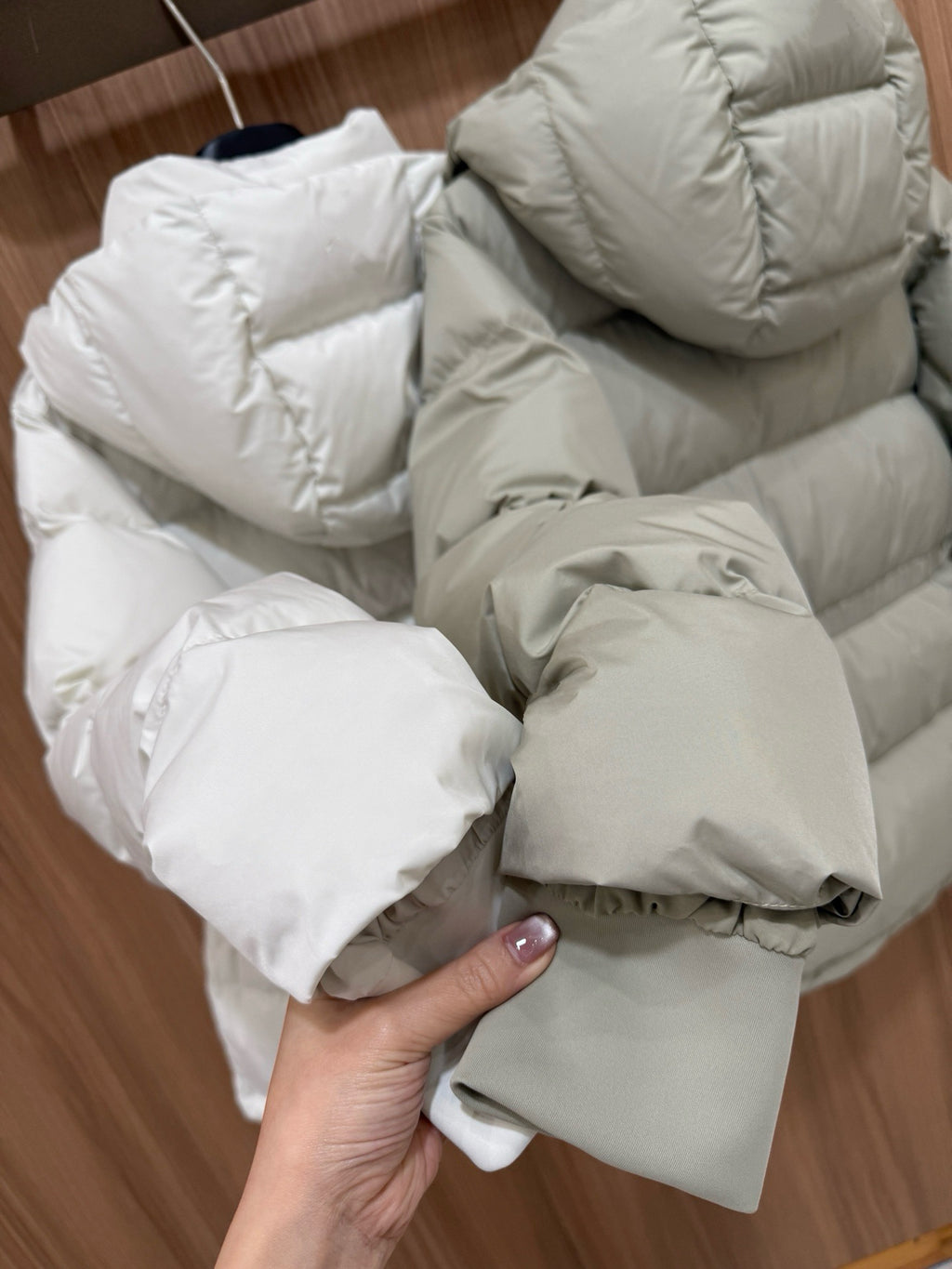 Wunder 5-Cell Women's Puffer Jacket 95% Premium White Goose Down Waist-Cinching Slimming Bread Jacket  Ultra-Warm Winter Coat 2025