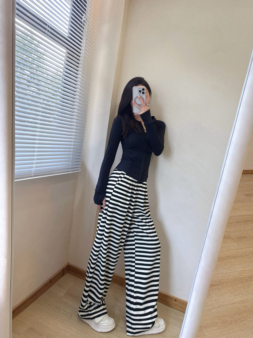 Yogo Effortless Chic Style Striped Wide-Leg Pants Draped Straight Knitted Slimming Versatile Elastic Waistband Casual Wide-Leg Pants