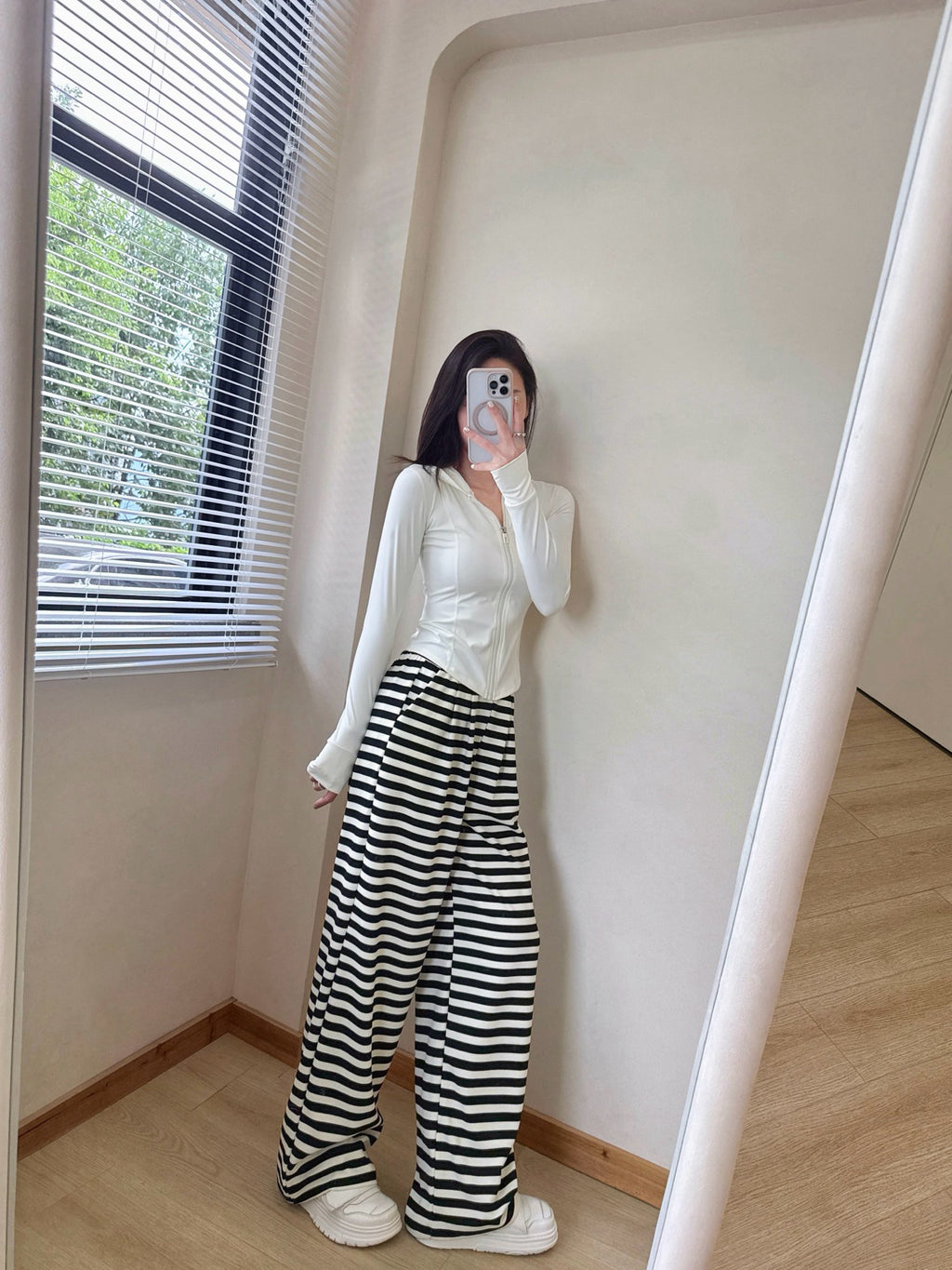 Yoga Sports Hooded Jacket Activewear Women Sun Protection Slim Fit Zipper Quick Dry Breathable Running Casual Fitness Clothing