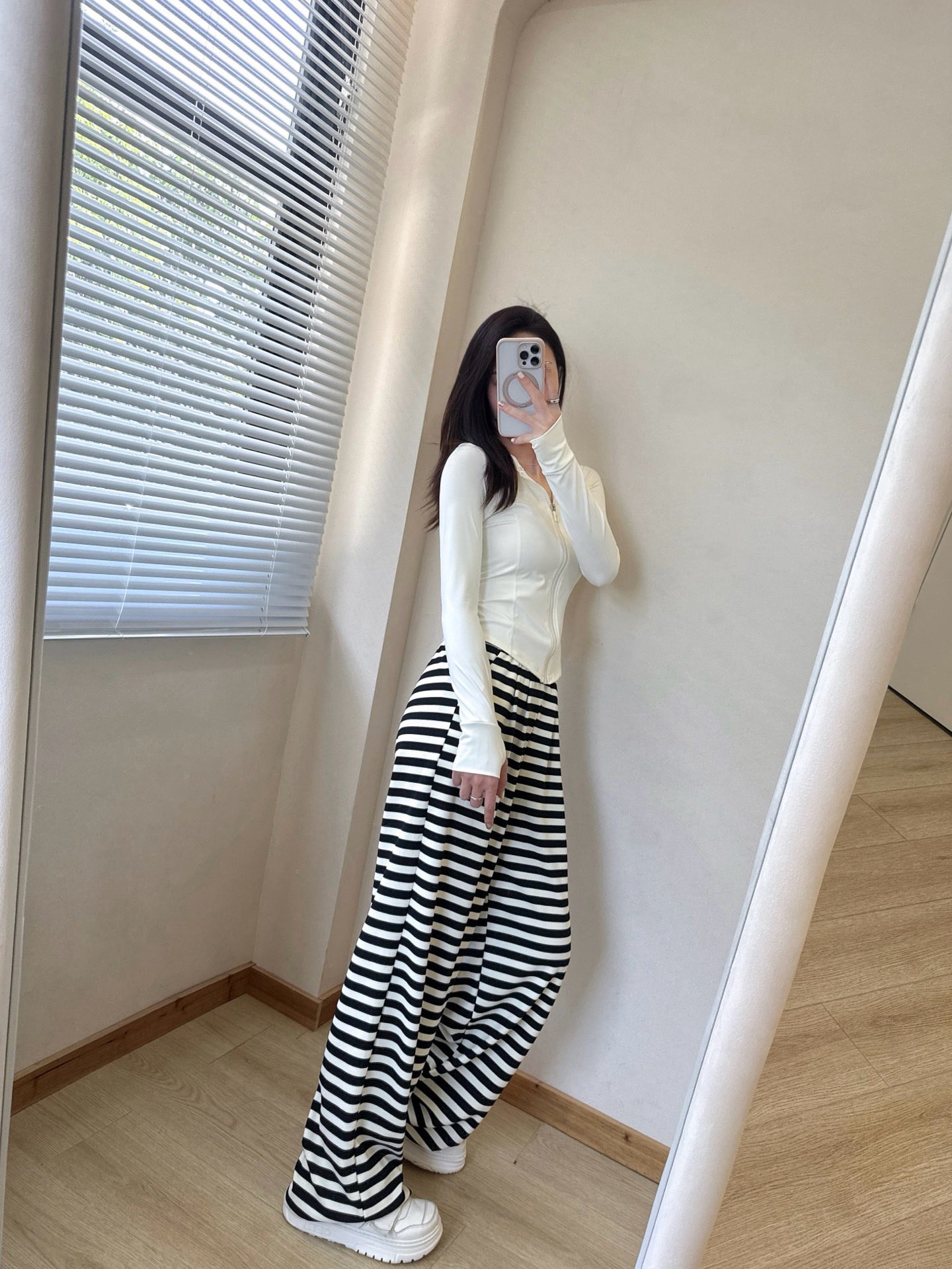 Yoga Sports Hooded Jacket Activewear Women Sun Protection Slim Fit Zipper Quick Dry Breathable Running Casual Fitness Clothing