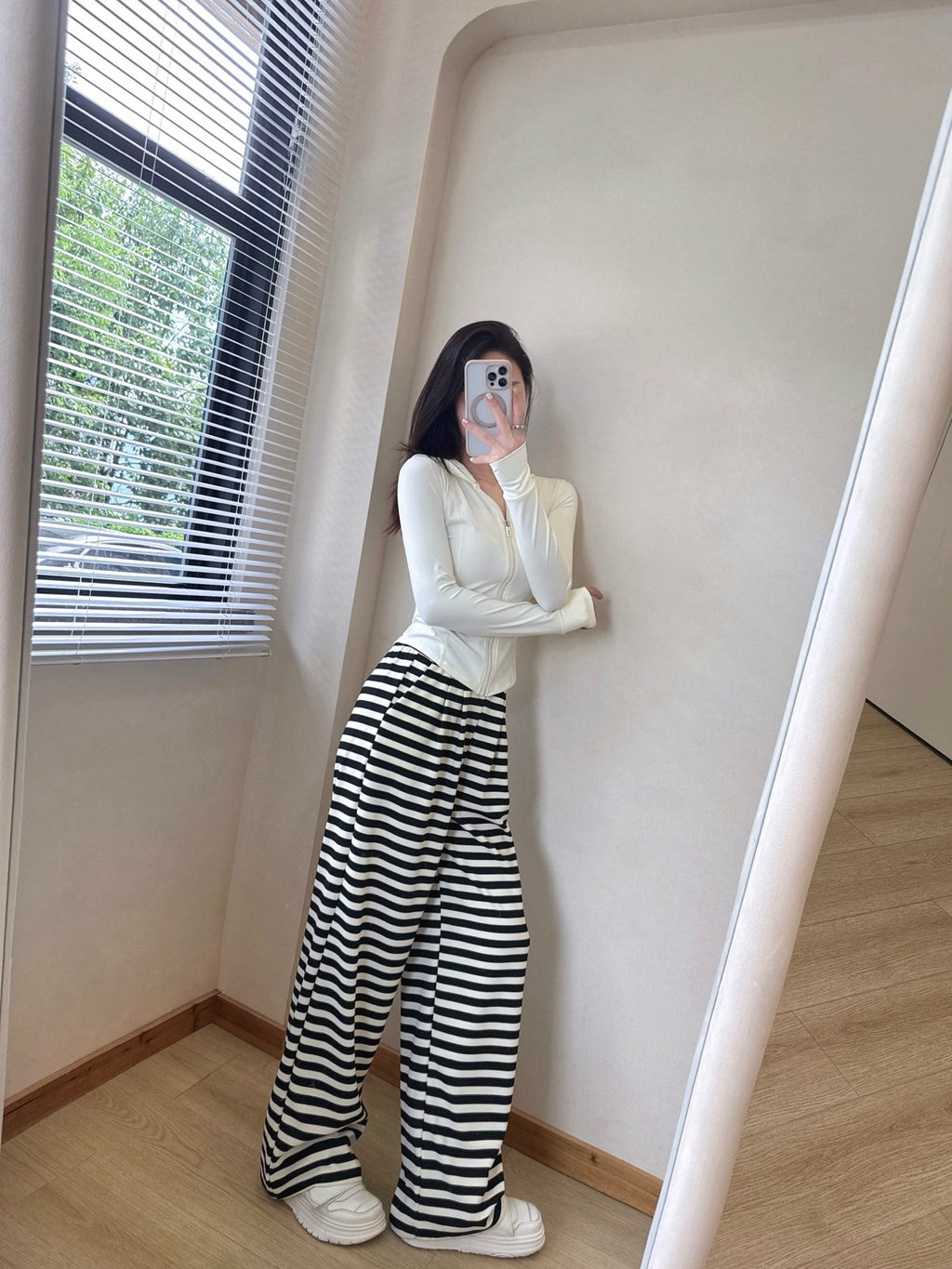 Yoga Sports Hooded Jacket Activewear Women Sun Protection Slim Fit Zipper Quick Dry Breathable Running Casual Fitness Clothing