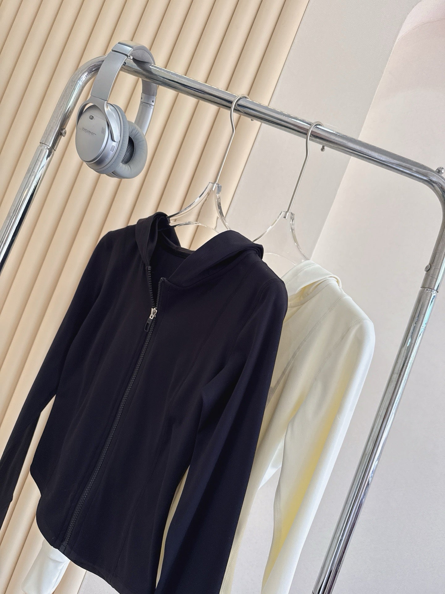 Yoga Sports Hooded Jacket Activewear Women Sun Protection Slim Fit Zipper Quick Dry Breathable Running Casual Fitness Clothing