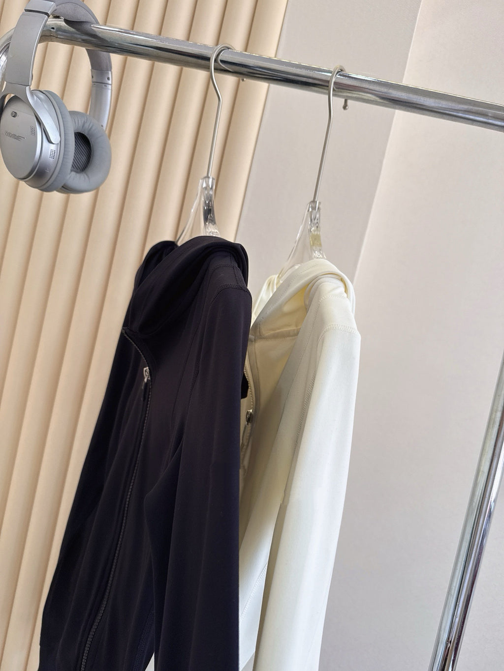 Yoga Sports Hooded Jacket Activewear Women Sun Protection Slim Fit Zipper Quick Dry Breathable Running Casual Fitness Clothing