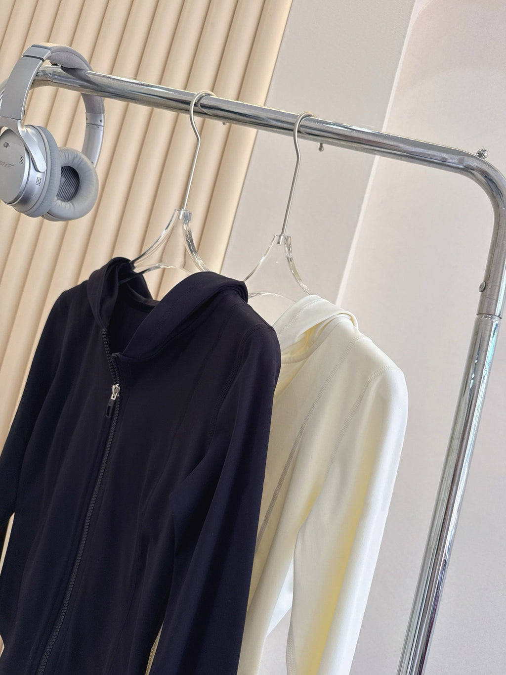 Yoga Sports Hooded Jacket Activewear Women Sun Protection Slim Fit Zipper Quick Dry Breathable Running Casual Fitness Clothing