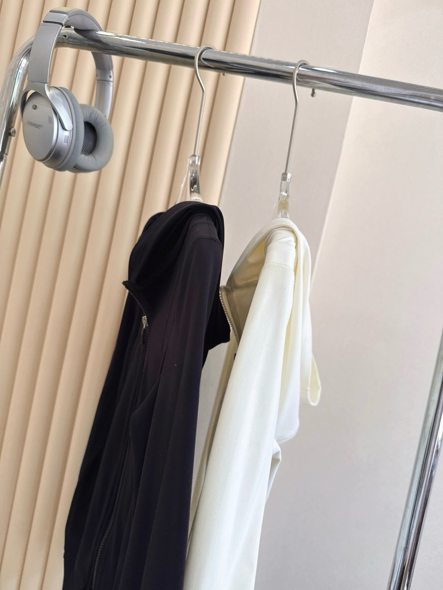 Yoga Sports Hooded Jacket Activewear Women Sun Protection Slim Fit Zipper Quick Dry Breathable Running Casual Fitness Clothing