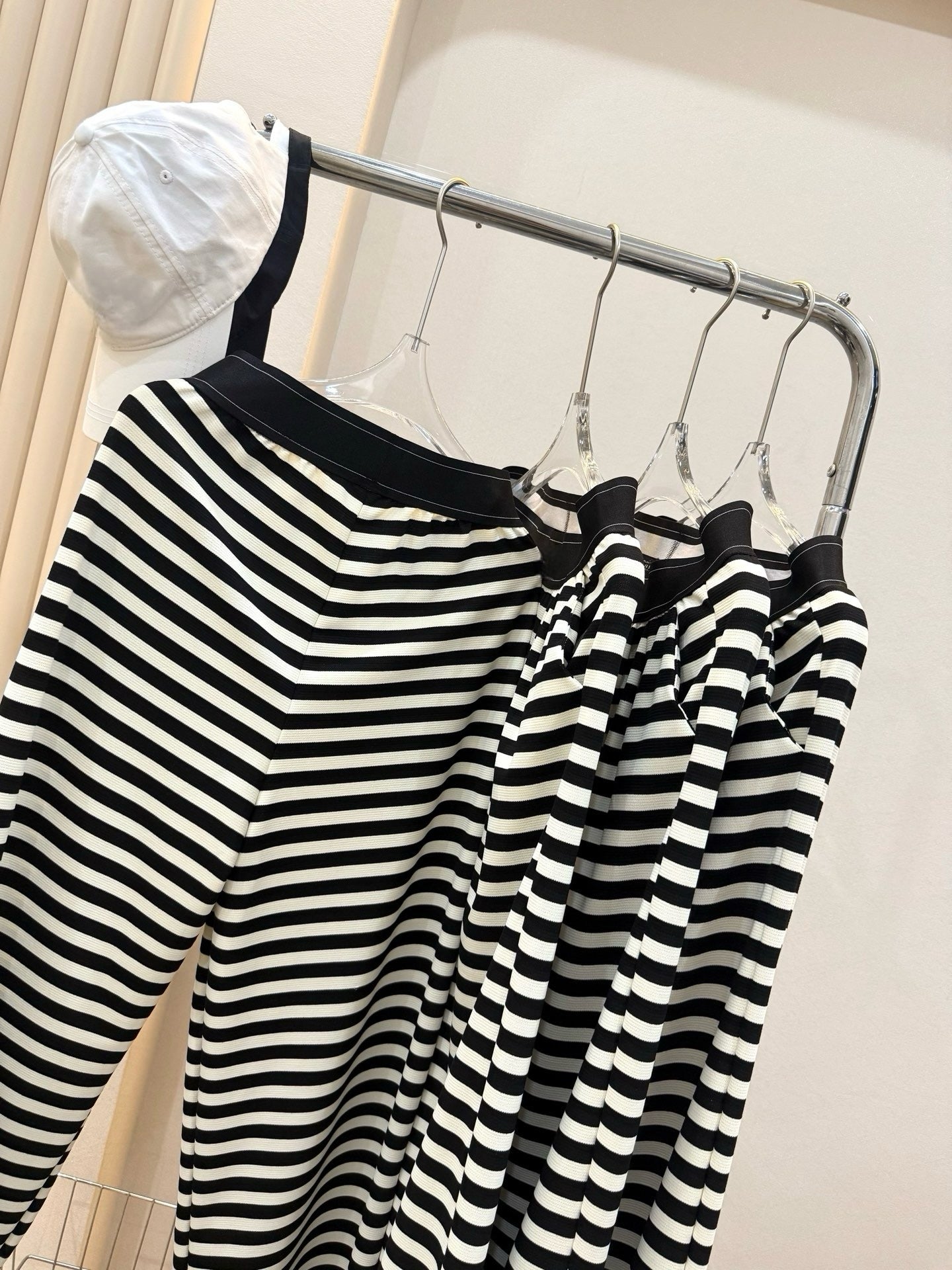 Yogo Effortless Chic Style Striped Wide-Leg Pants Draped Straight Knitted Slimming Versatile Elastic Waistband Casual Wide-Leg Pants