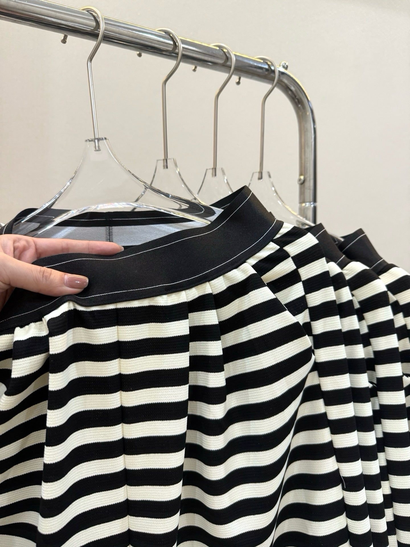 Yogo Effortless Chic Style Striped Wide-Leg Pants Draped Straight Knitted Slimming Versatile Elastic Waistband Casual Wide-Leg Pants