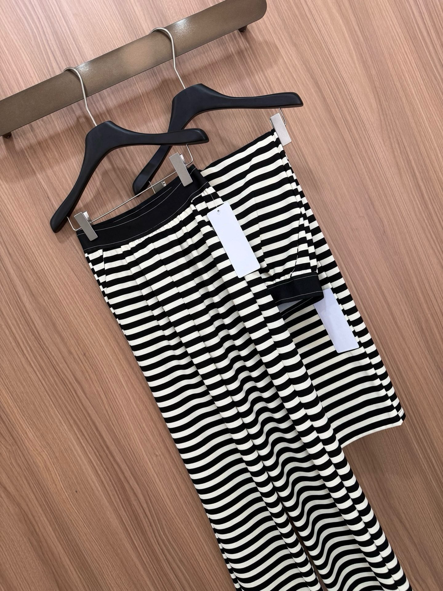Yogo Effortless Chic Style Striped Wide-Leg Pants Draped Straight Knitted Slimming Versatile Elastic Waistband Casual Wide-Leg Pants