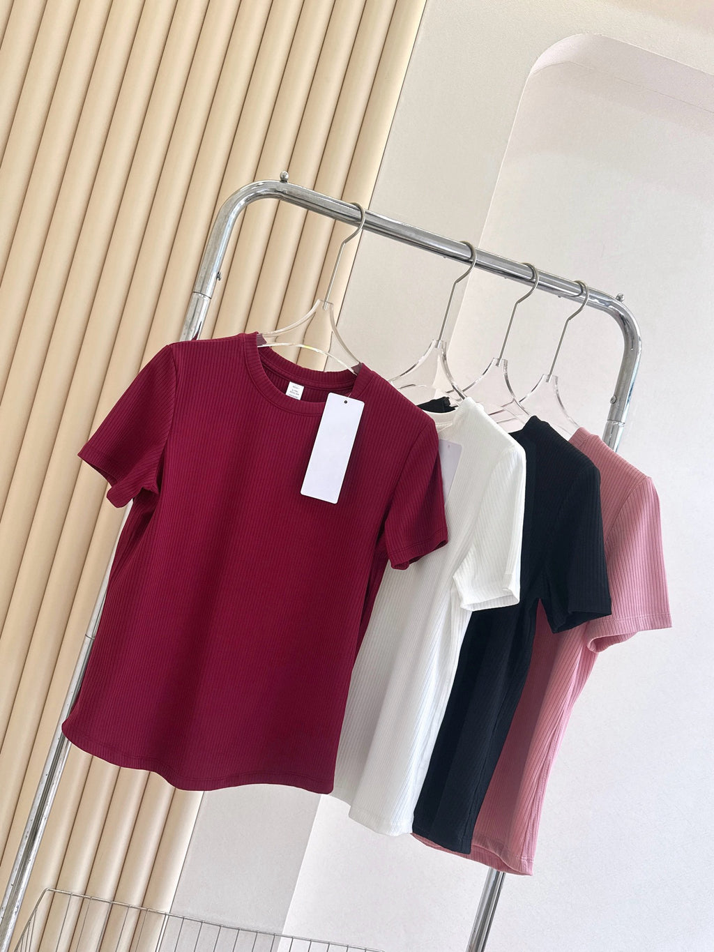 Curved Hem activewear 25 Summer Outdoor Casual Basic Anti-Stripe Versatile Breathable Round Neck Slimming Workout Tee – Loose Fit Yoga Performance Shirt – Flattering Athletic Top for All Body Types T-shirt New