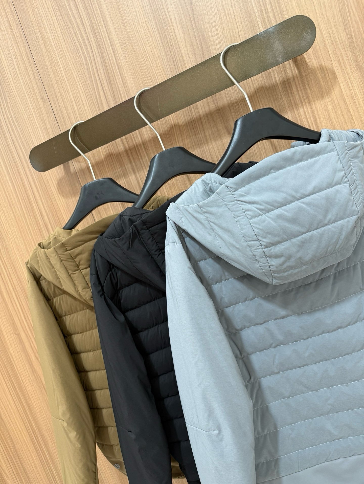 Down for It All Ultra-Light Slimming Goose Down Jacket – High-Performance "Ribbed" Puffer – Zero-Weight Warmth with Underarm Stretch Panels for Fitness & Style