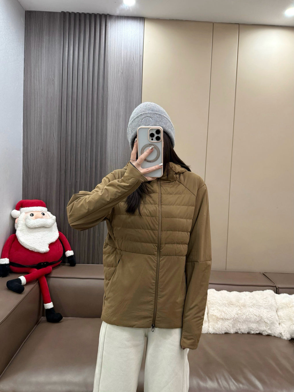 Down for It All Ultra-Light Slimming Goose Down Jacket – High-Performance "Ribbed" Puffer – Zero-Weight Warmth with Underarm Stretch Panels for Fitness & Style