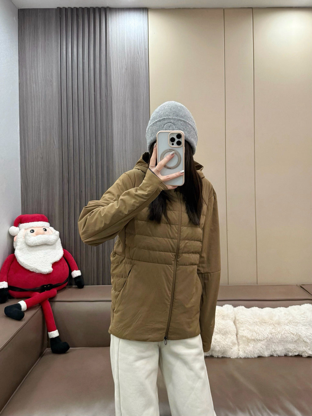 Down for It All Ultra-Light Slimming Goose Down Jacket – High-Performance "Ribbed" Puffer – Zero-Weight Warmth with Underarm Stretch Panels for Fitness & Style