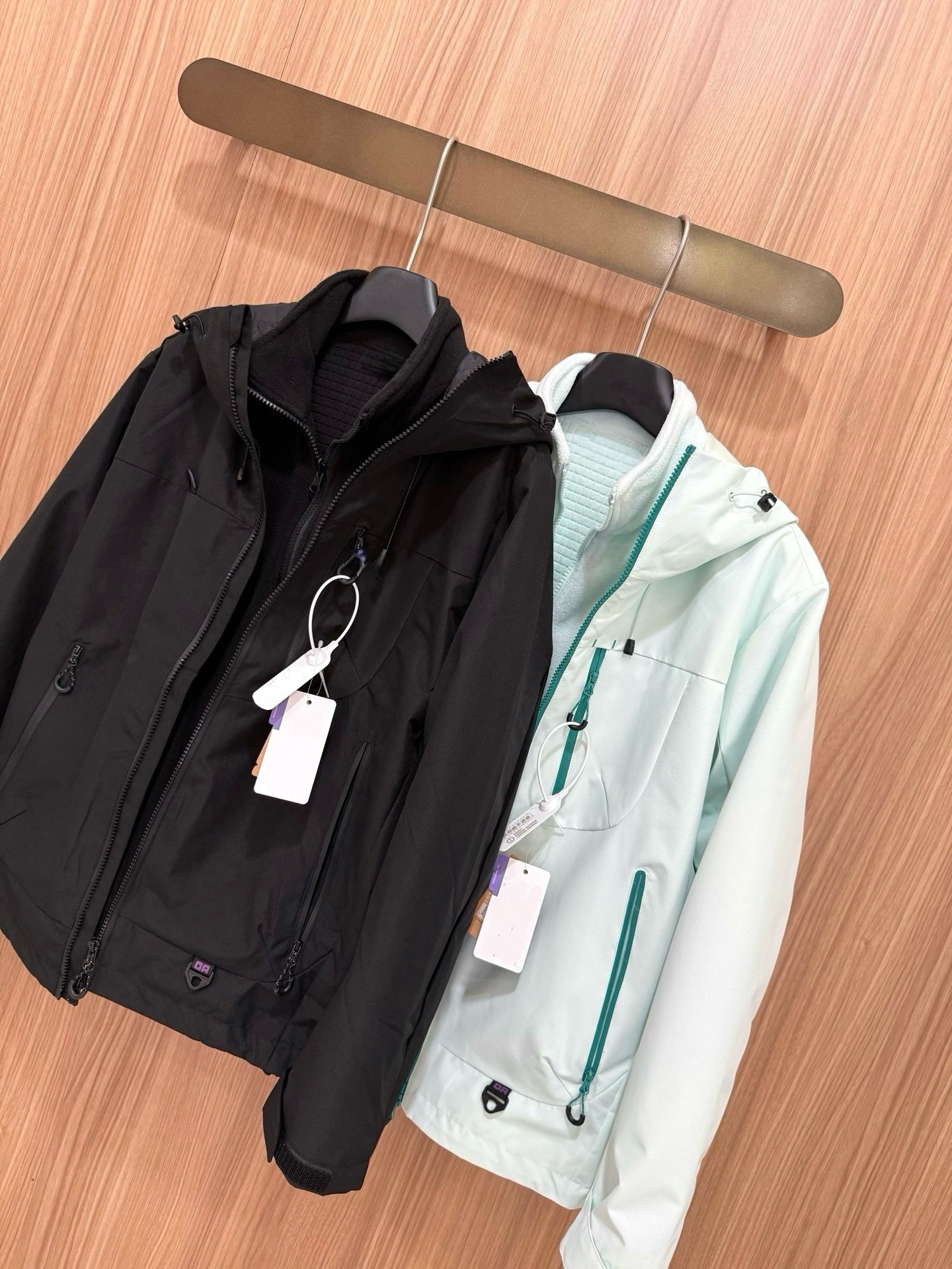 3-in-1 Waterproof Outdoor Shell Jacket with Detachable Grid Fleece Inner – Ultra-Light Thermal Windbreaker for Hiking & Daily Wear Unisex 7 Colors