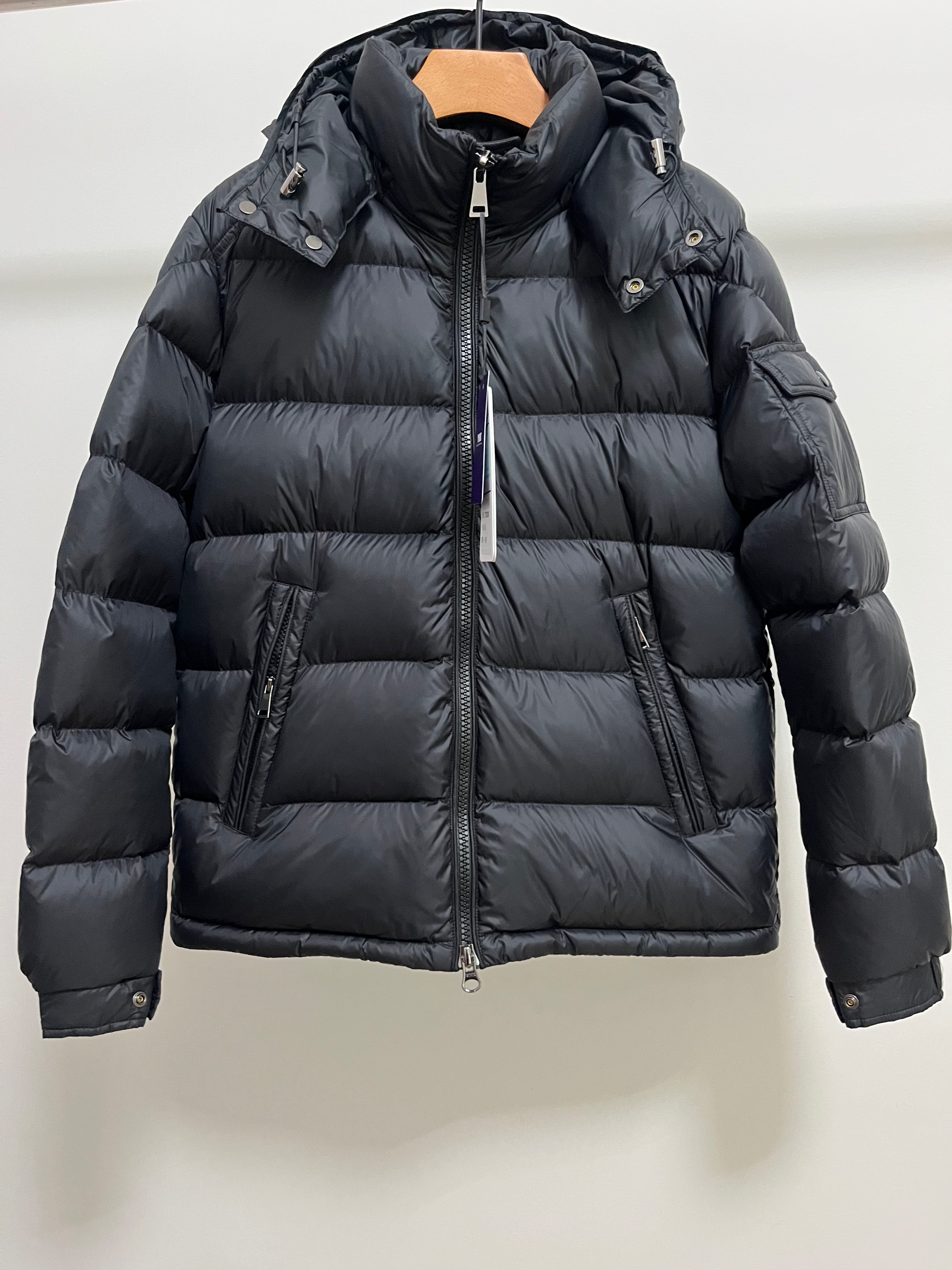 Goose DownJacket hooded  Man Unisex Endurable Easy Clean Warm Lightweight 850FP model 1903