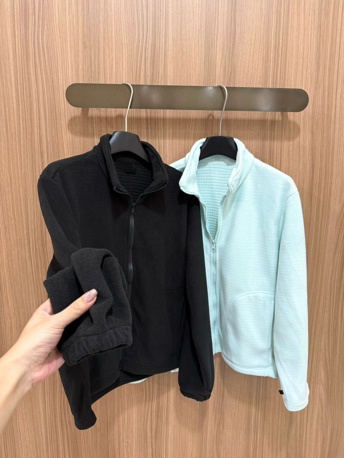 3-in-1 Waterproof Outdoor Shell Jacket with Detachable Grid Fleece Inner – Ultra-Light Thermal Windbreaker for Hiking & Daily Wear Unisex 7 Colors