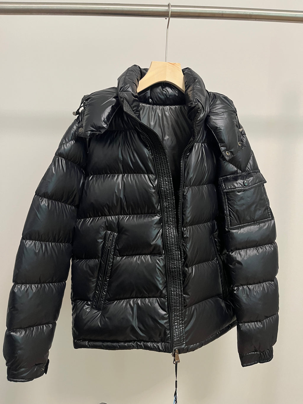 Goose DownJacket hooded  Man Unisex Endurable Easy Clean Warm Lightweight 850FP model 1903