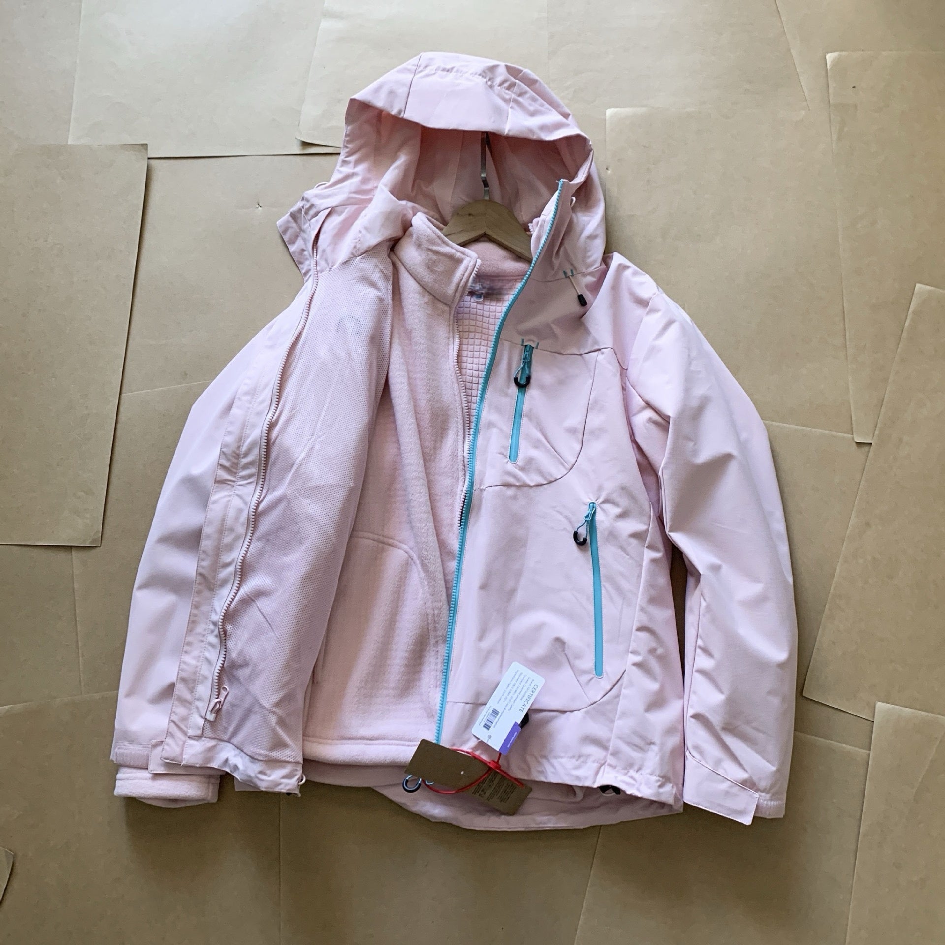 3-in-1 Waterproof Outdoor Shell Jacket with Detachable Grid Fleece Inner – Ultra-Light Thermal Windbreaker for Hiking & Daily Wear Unisex 7 Colors