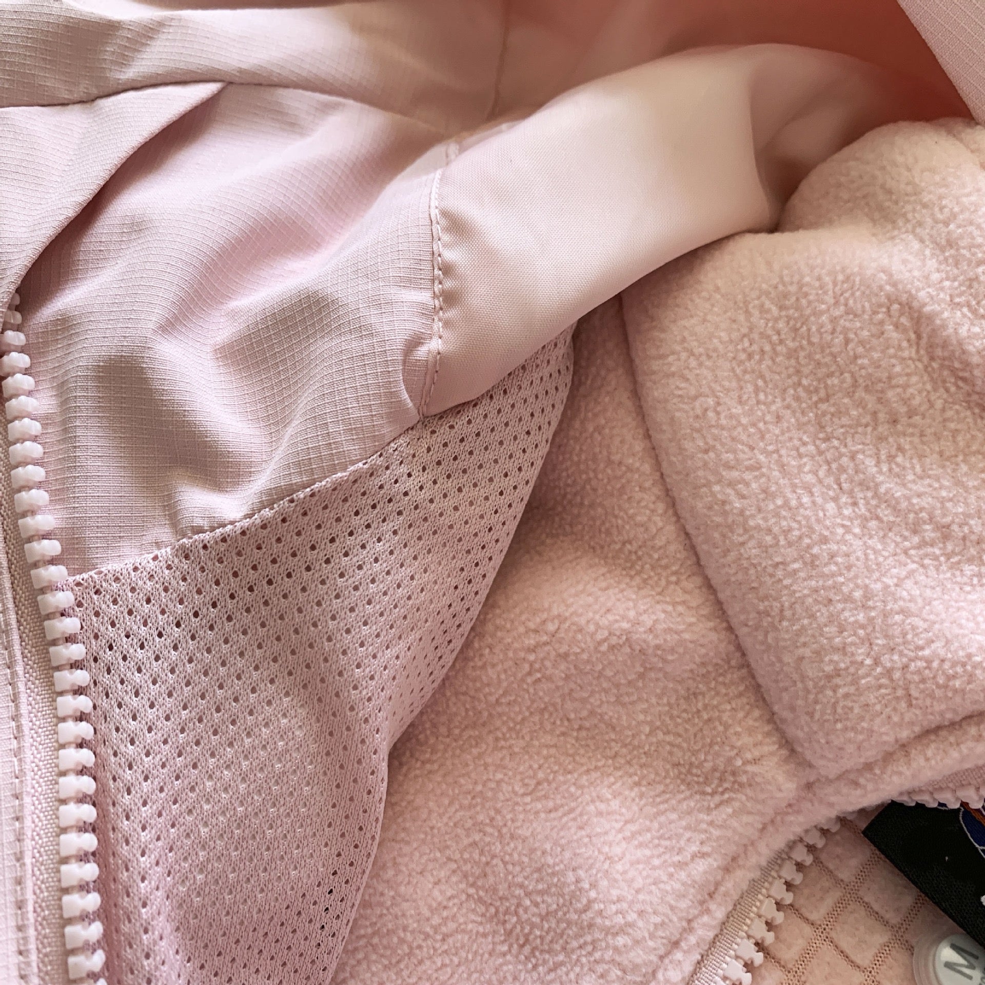 3-in-1 Waterproof Outdoor Shell Jacket with Detachable Grid Fleece Inner – Ultra-Light Thermal Windbreaker for Hiking & Daily Wear Unisex 7 Colors