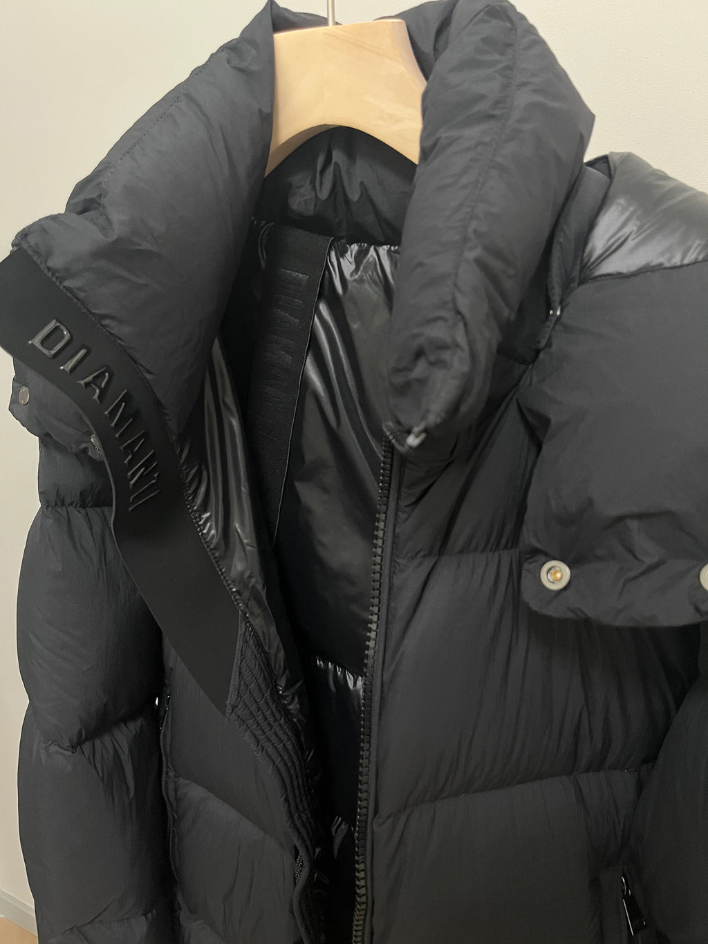 White Duck Down Hooded Jacket Puffy Fluffy Woman Cloud-like Soft Warm Unisex Man Pocket Hood Black 850FP Model2306