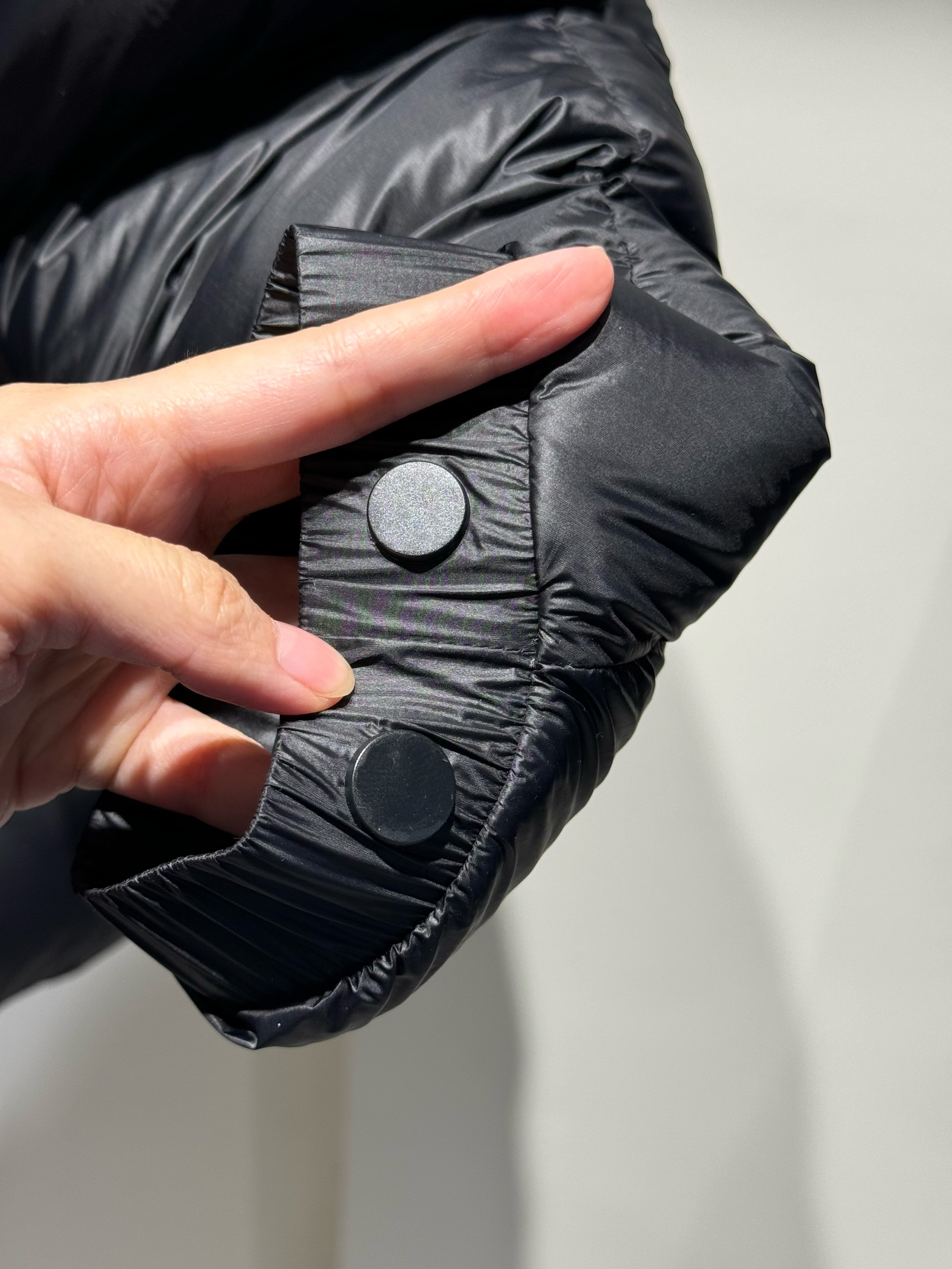 Duck down jacket With Hood Man Women Unisex Warm Black Easy Clean Classic Lightweight model 2452