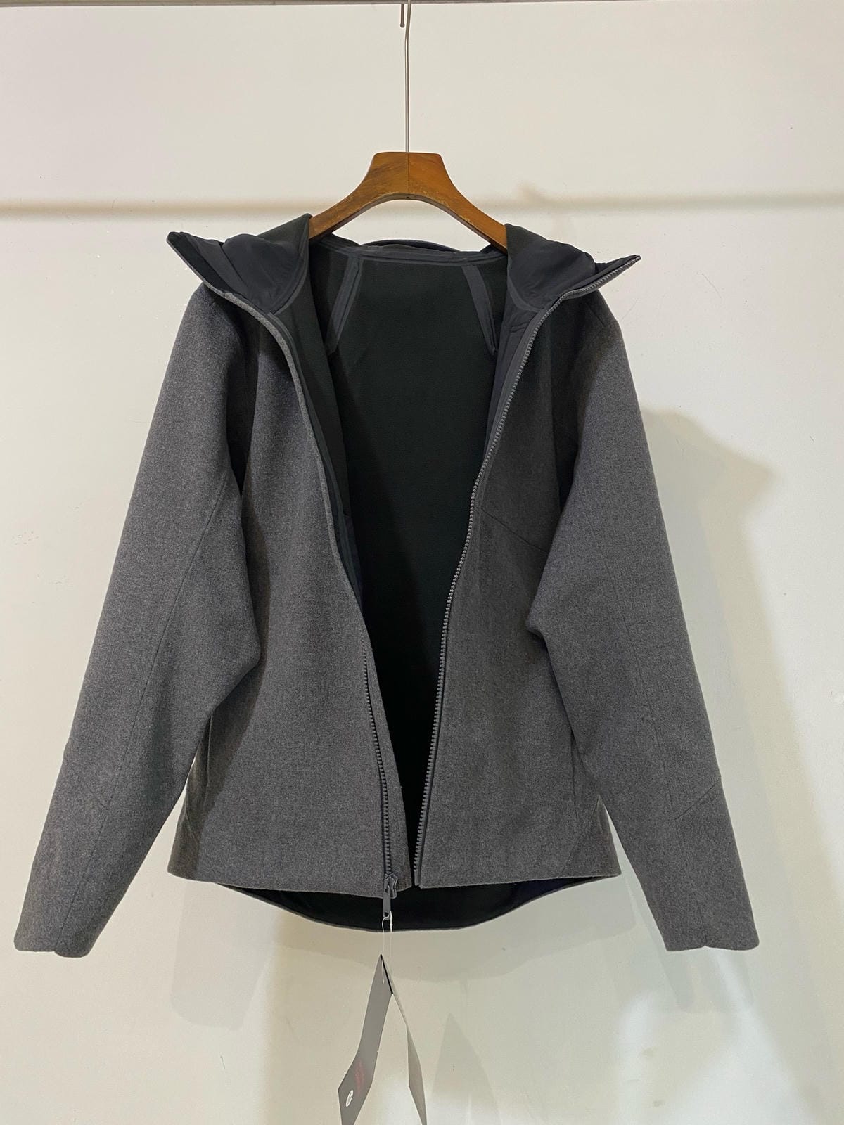 Activewear Premium WOOL Softshell Durable All-Weather Jacket with DWR Two-Way Stretch Outdoor & Casual Wear