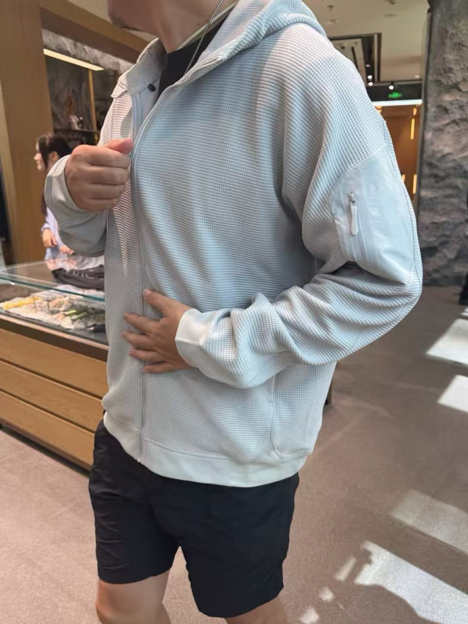 Waffle Knit Hooded Jacket - Unisex Breathable Mid-Layer Hoodie with Zippered Sleeve Pocket &amp; Embroidered Logo - Lightweight Outdoor Performance Gear